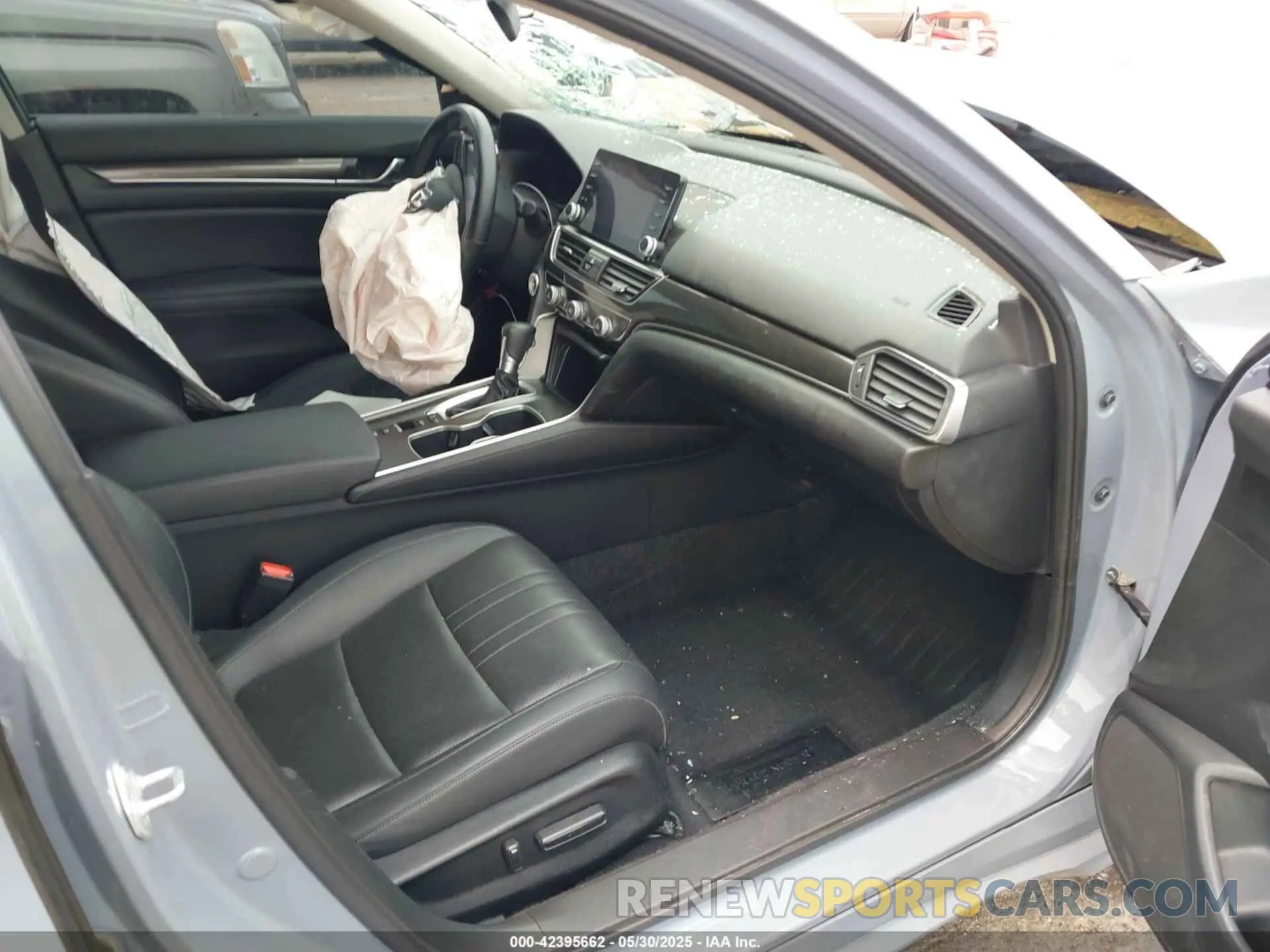 5 Photograph of a damaged car 1HGCV1F49NA053068 HONDA ACCORD 2022