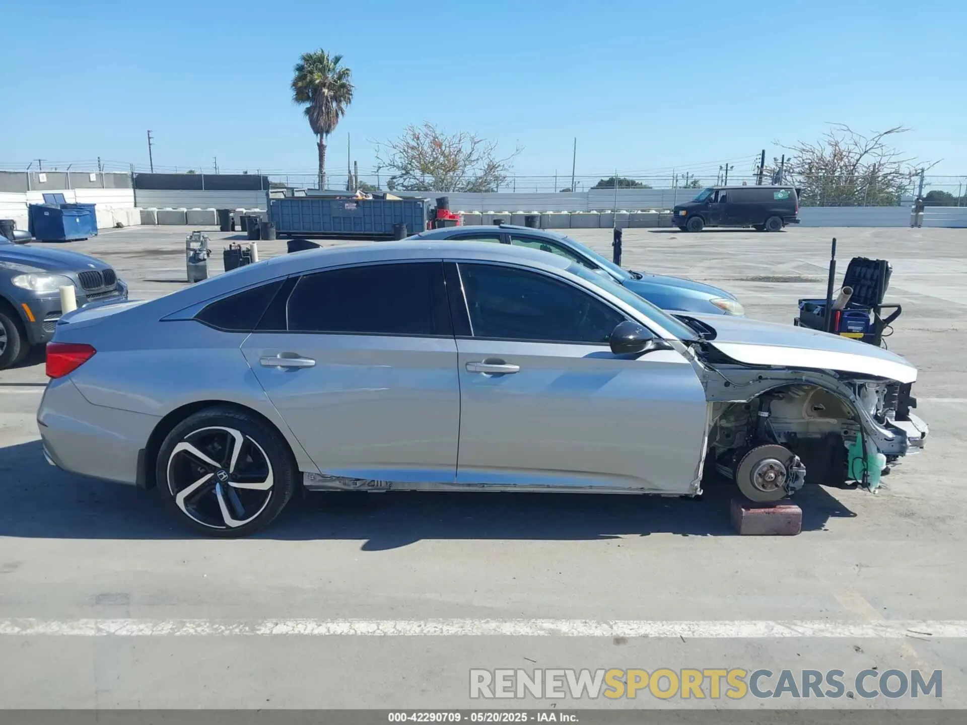 13 Photograph of a damaged car 1HGCV1F49NA069433 HONDA ACCORD 2022