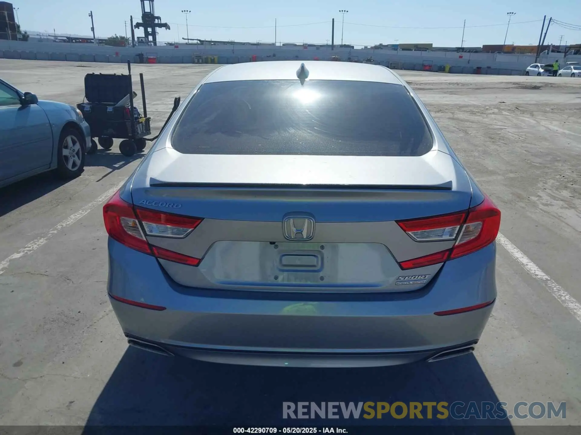 16 Photograph of a damaged car 1HGCV1F49NA069433 HONDA ACCORD 2022