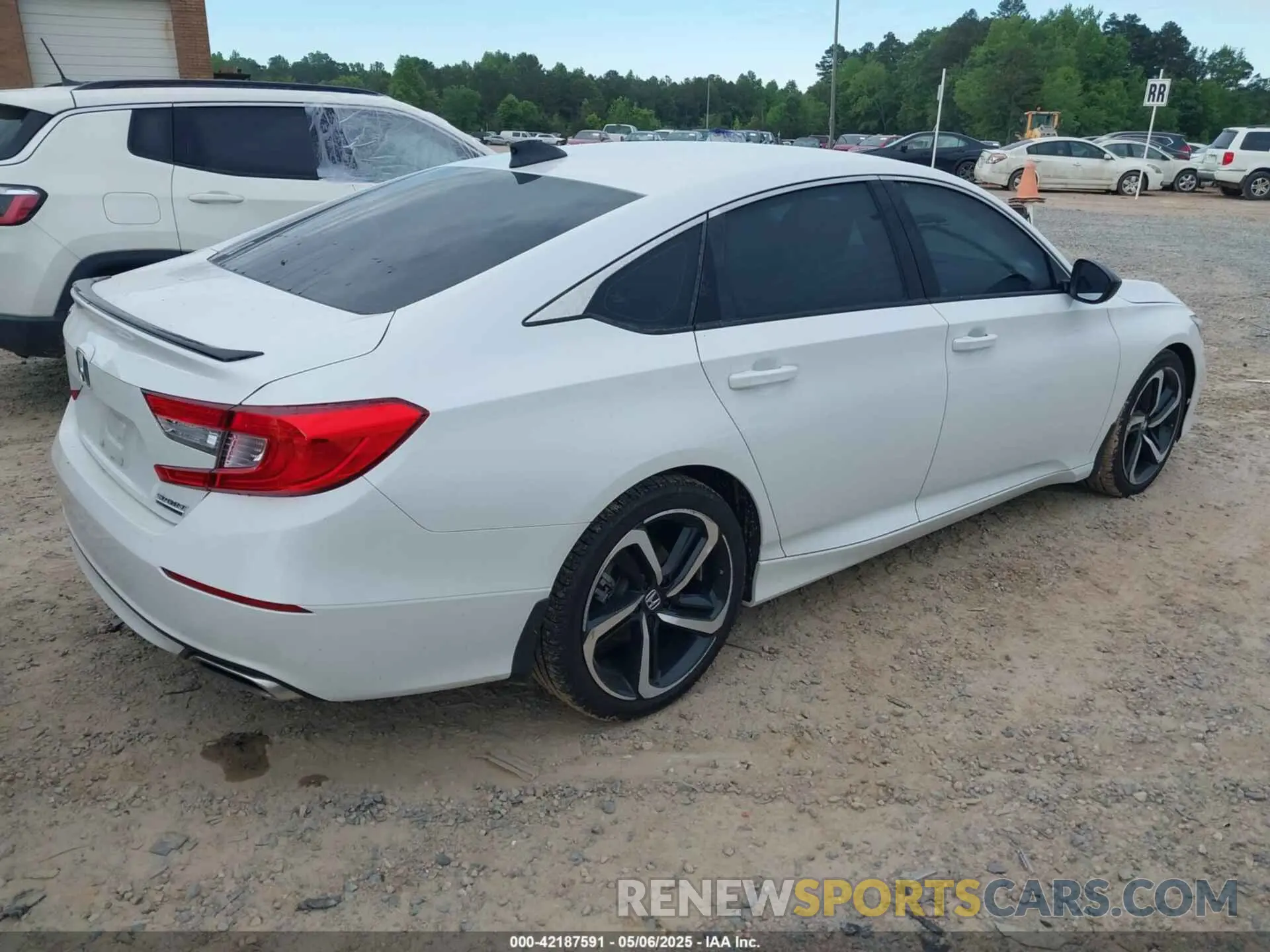 4 Photograph of a damaged car 1HGCV1F4XNA066492 HONDA ACCORD 2022