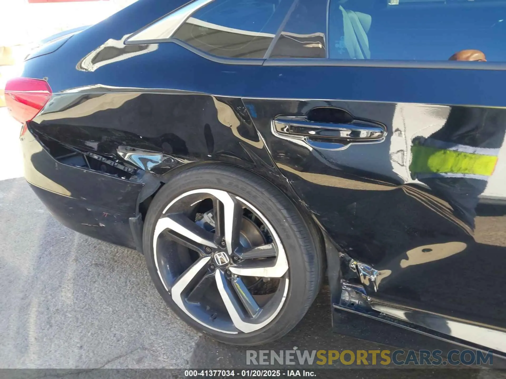 6 Photograph of a damaged car 1HGCV1F4XNA082210 HONDA ACCORD 2022