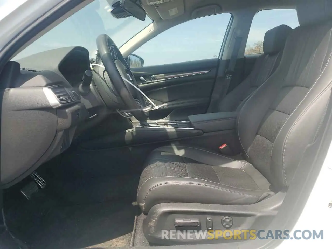 7 Photograph of a damaged car 1HGCV1F4XNA120325 HONDA ACCORD 2022