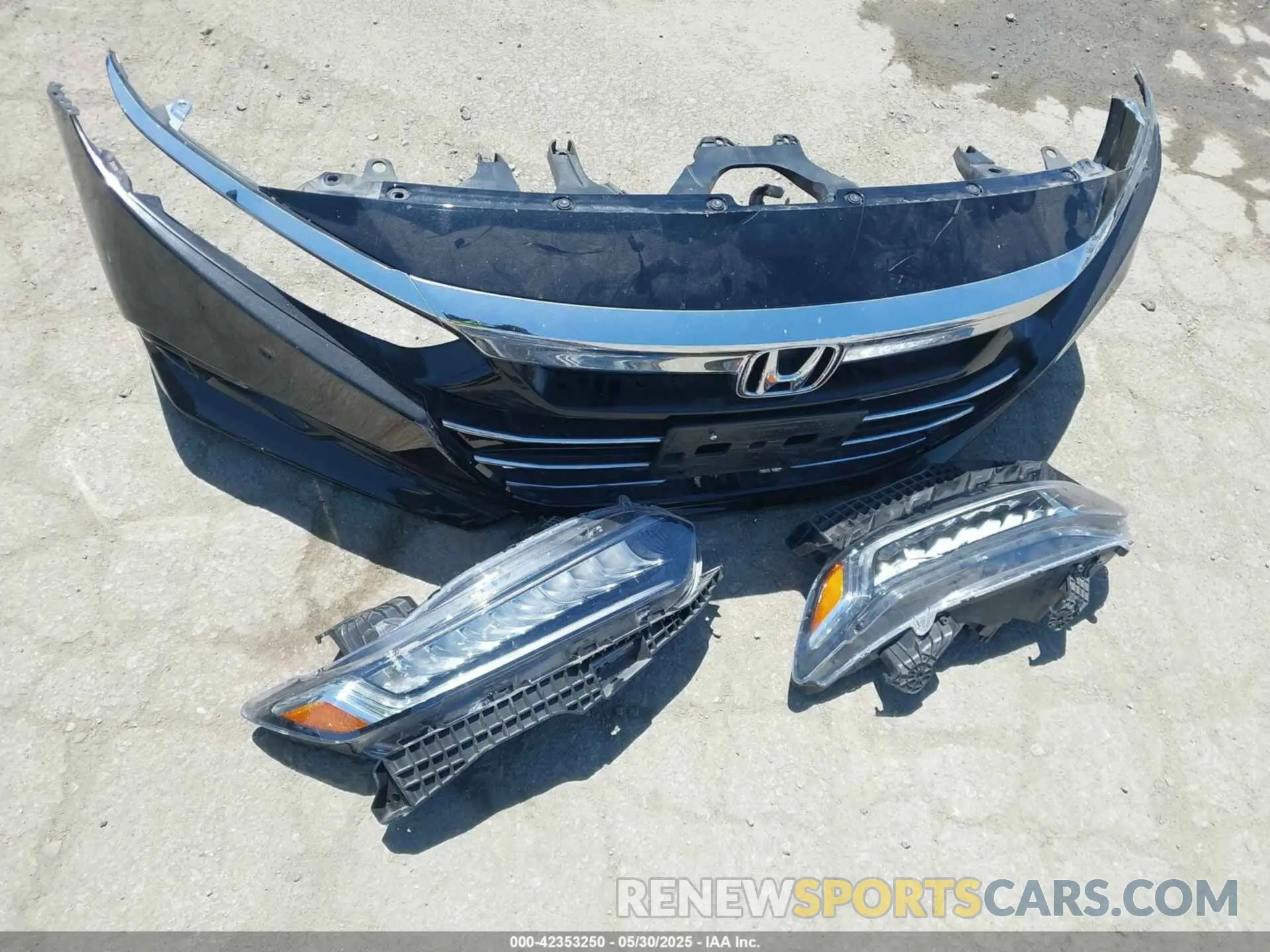 11 Photograph of a damaged car 1HGCV1F56NA029982 HONDA ACCORD 2022