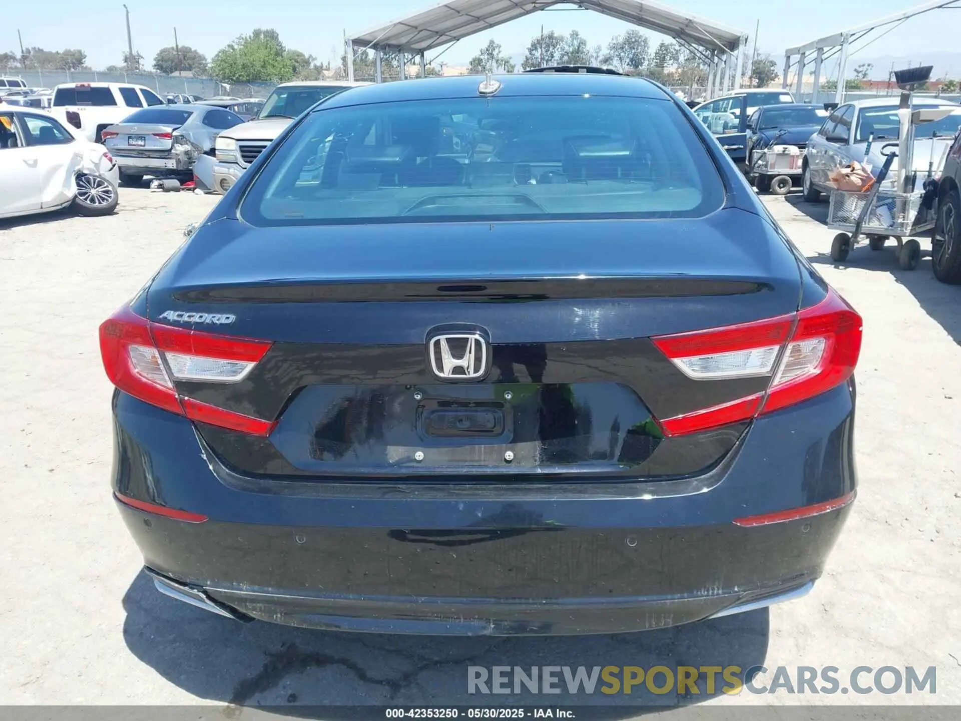 16 Photograph of a damaged car 1HGCV1F56NA029982 HONDA ACCORD 2022
