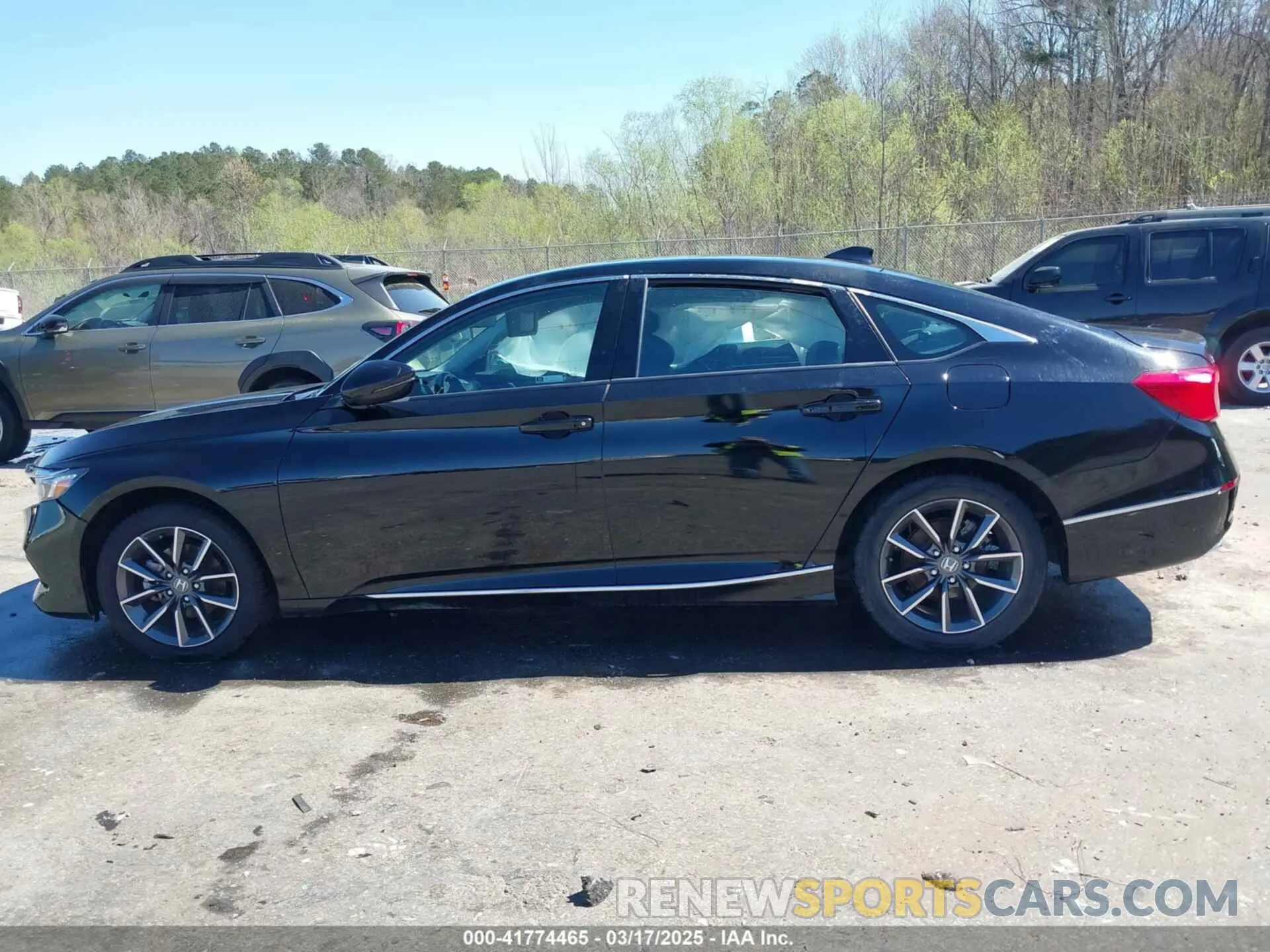 15 Photograph of a damaged car 1HGCV1F56NA054123 HONDA ACCORD 2022