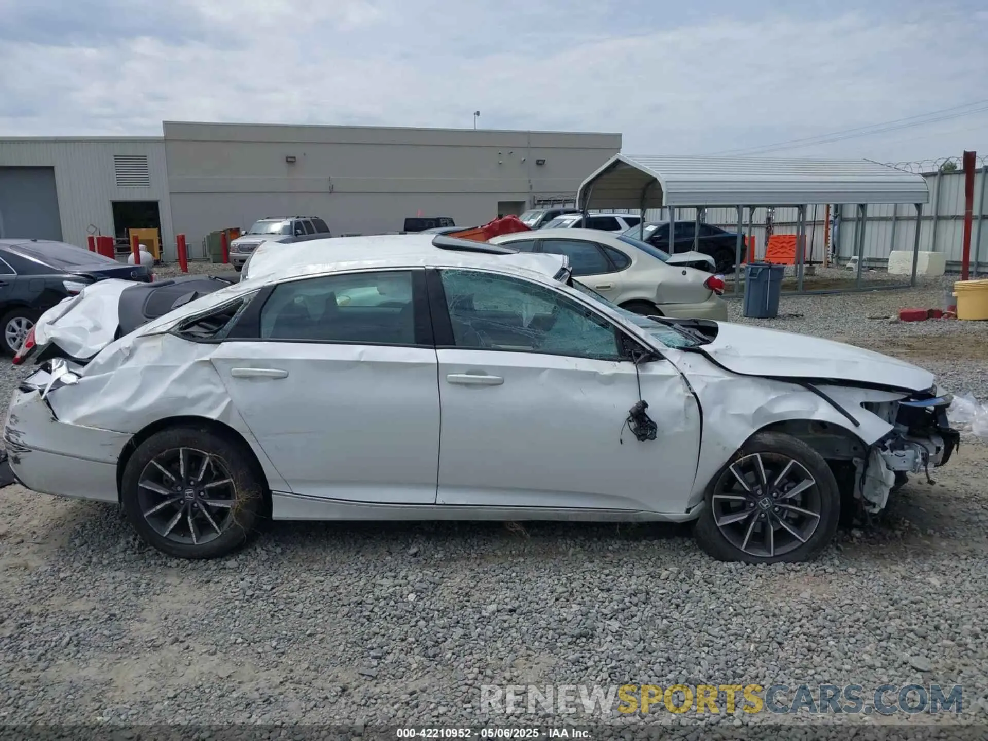 13 Фотография поврежденного автомобиля 1HGCV1F57NA055071 HONDA ACCORD 2022