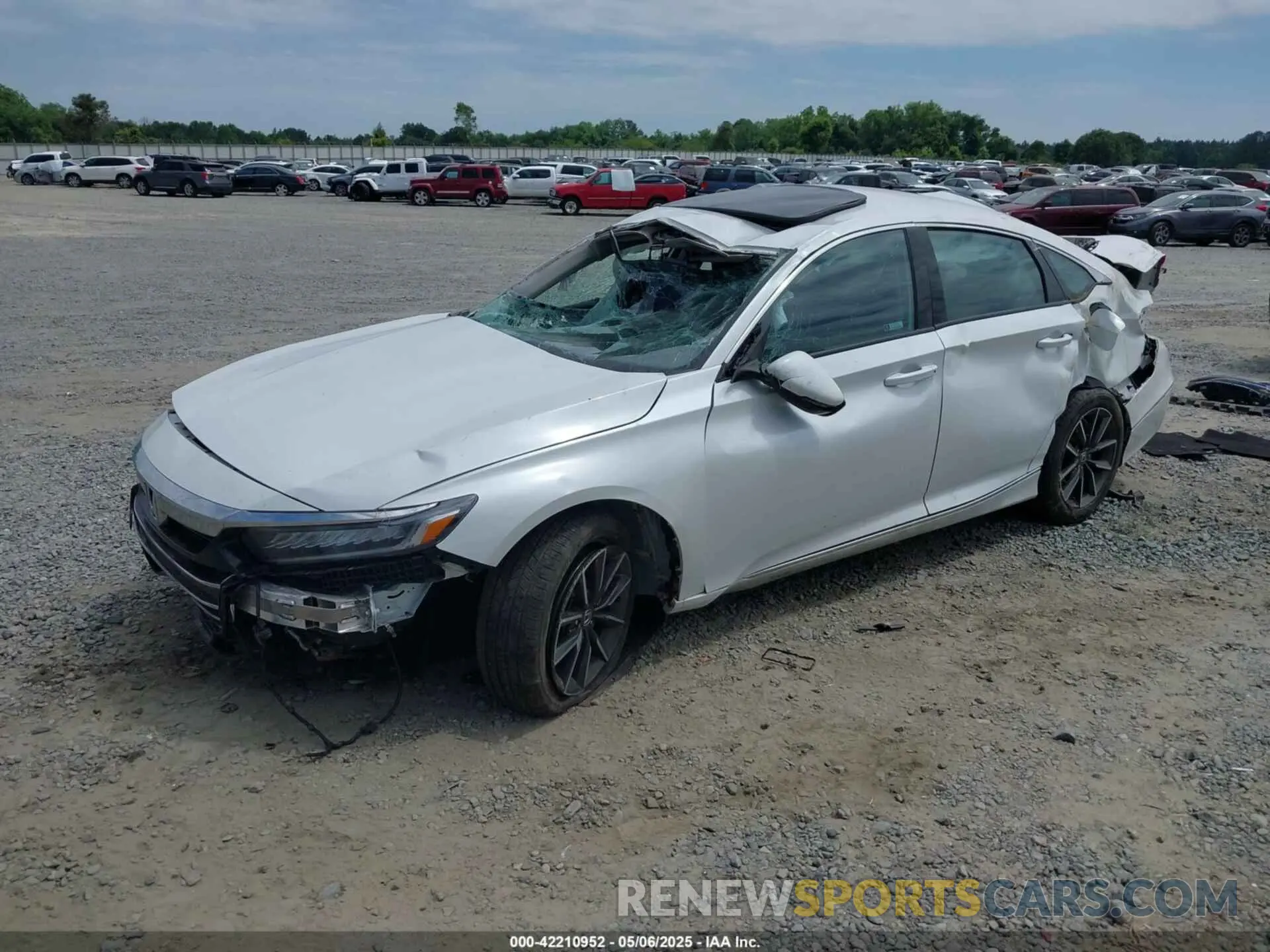 2 Фотография поврежденного автомобиля 1HGCV1F57NA055071 HONDA ACCORD 2022