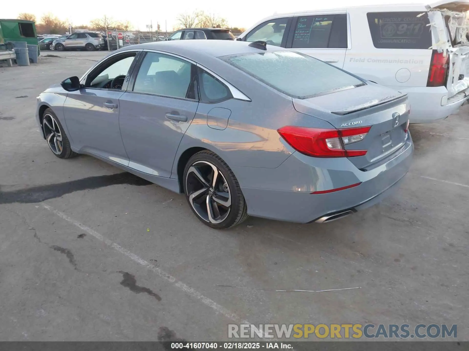 3 Photograph of a damaged car 1HGCV2F33NA025490 HONDA ACCORD 2022