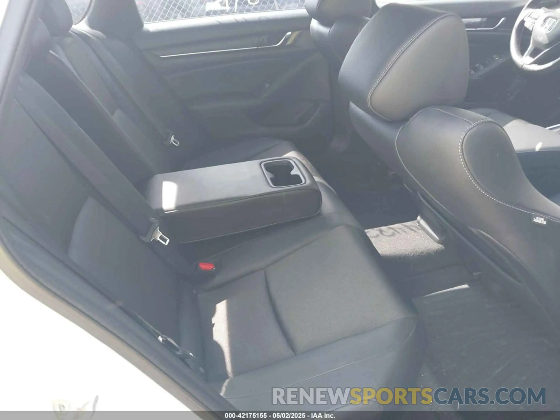 8 Photograph of a damaged car 1HGCV2F34NA015521 HONDA ACCORD 2022