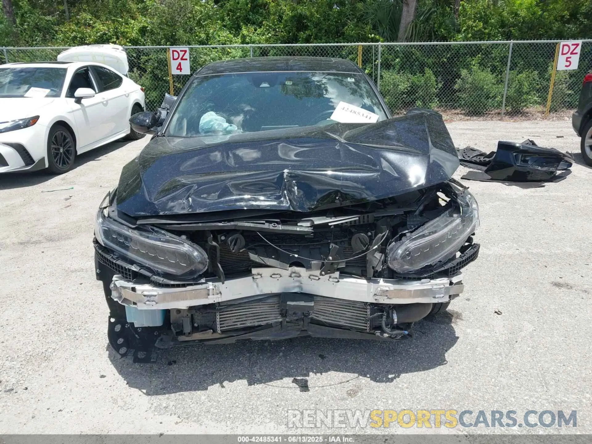 6 Photograph of a damaged car 1HGCV2F35NA014703 HONDA ACCORD 2022
