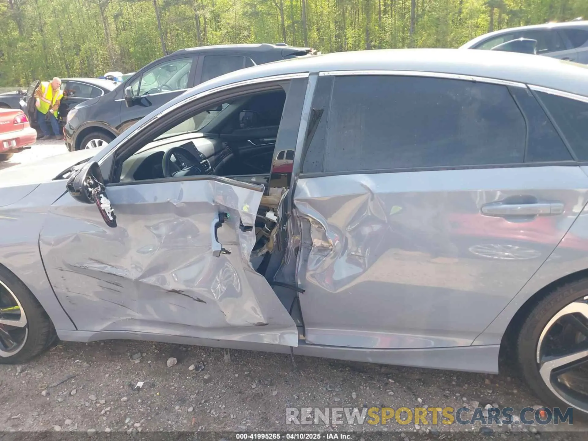 14 Photograph of a damaged car 1HGCV2F36NA019036 HONDA ACCORD 2022