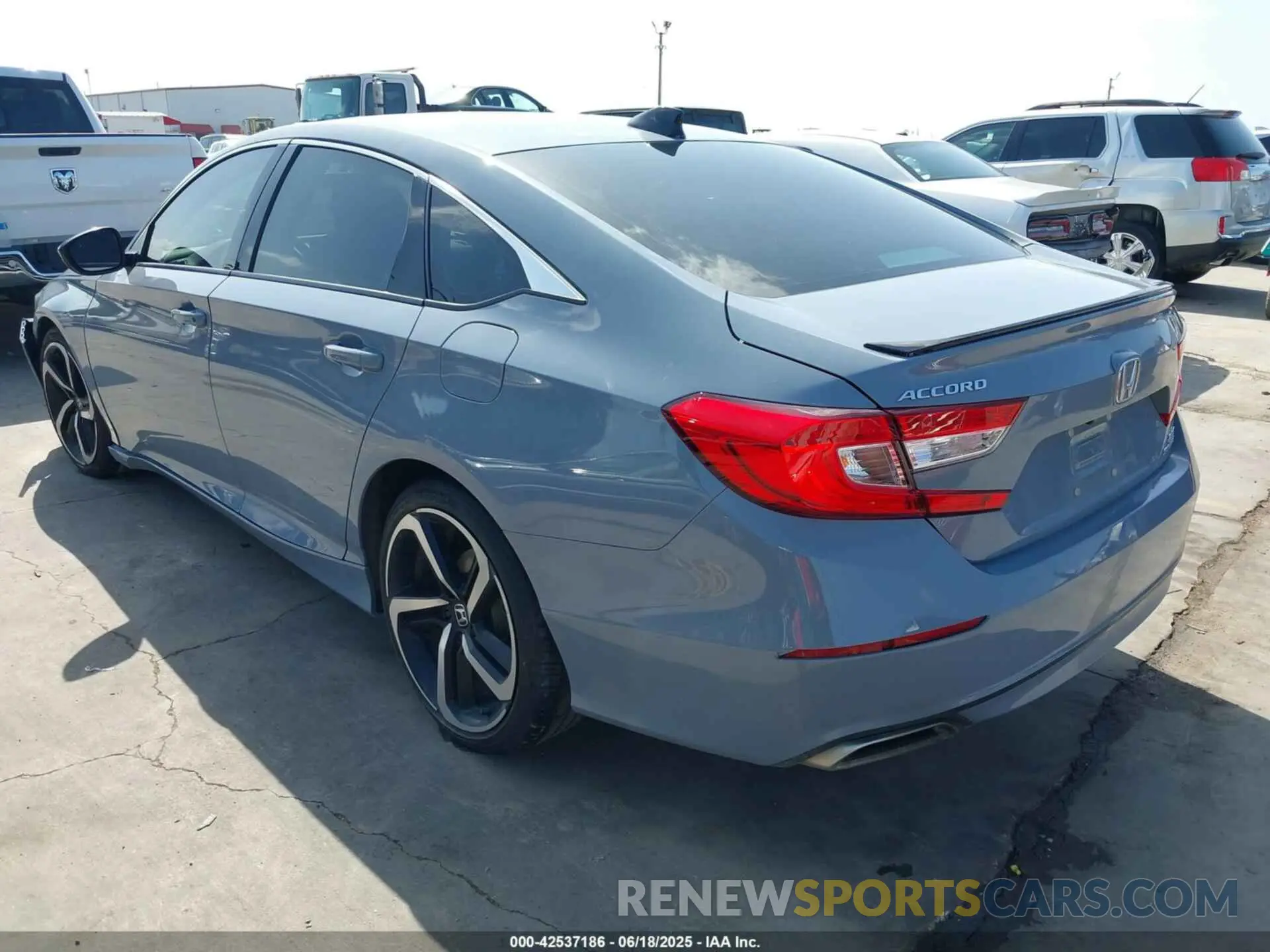 3 Photograph of a damaged car 1HGCV2F3XNA016768 HONDA ACCORD 2022