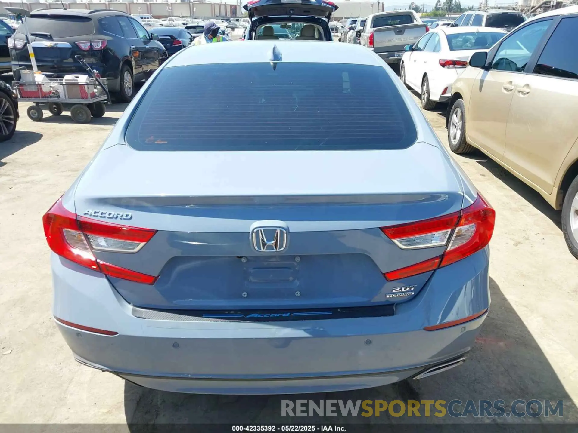17 Фотография поврежденного автомобиля 1HGCV2F95NA008324 HONDA ACCORD 2022