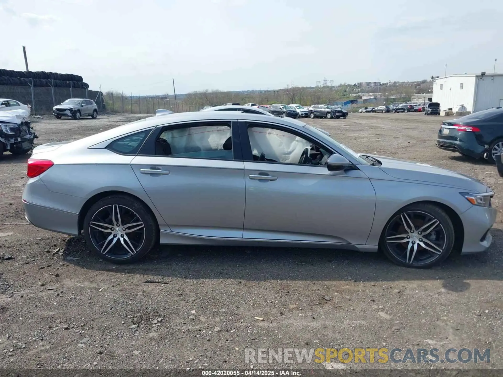 12 Photograph of a damaged car 1HGCV2F95NA013734 HONDA ACCORD 2022