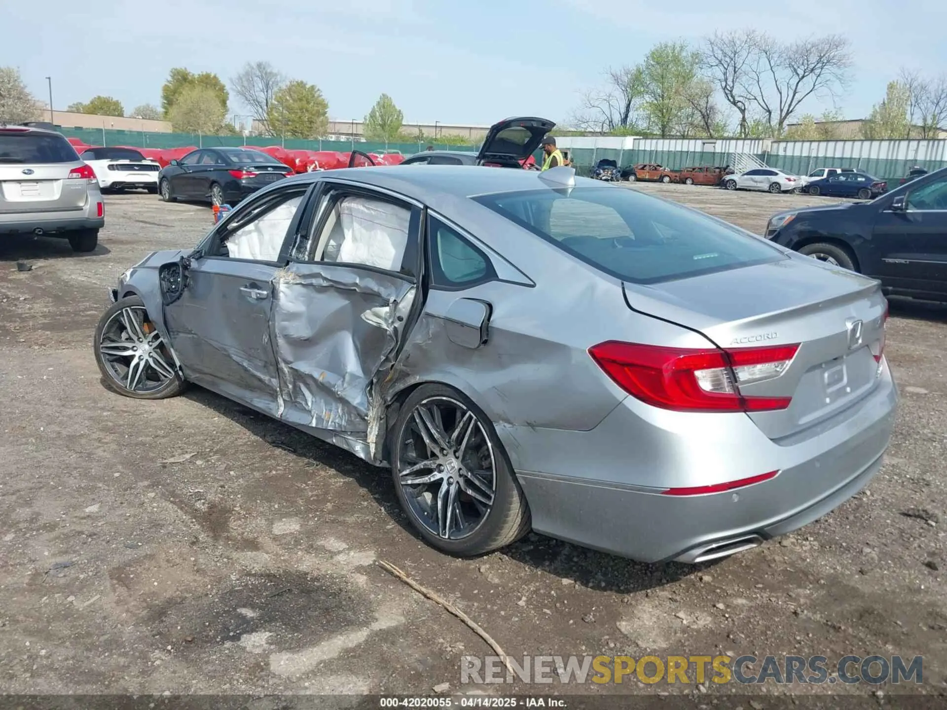 3 Photograph of a damaged car 1HGCV2F95NA013734 HONDA ACCORD 2022