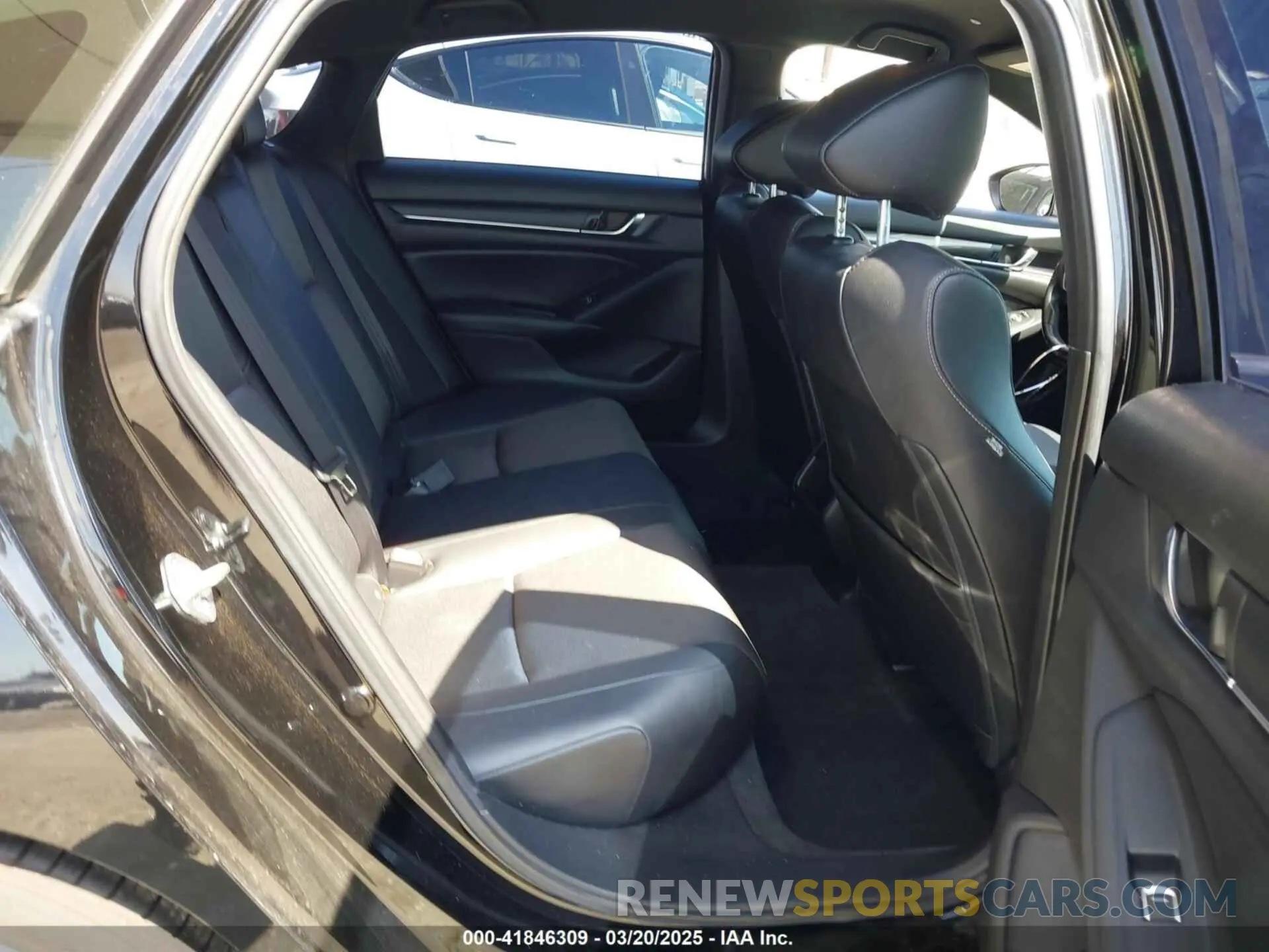 8 Фотография поврежденного автомобиля 1HGCV3F20NA010670 HONDA ACCORD 2022