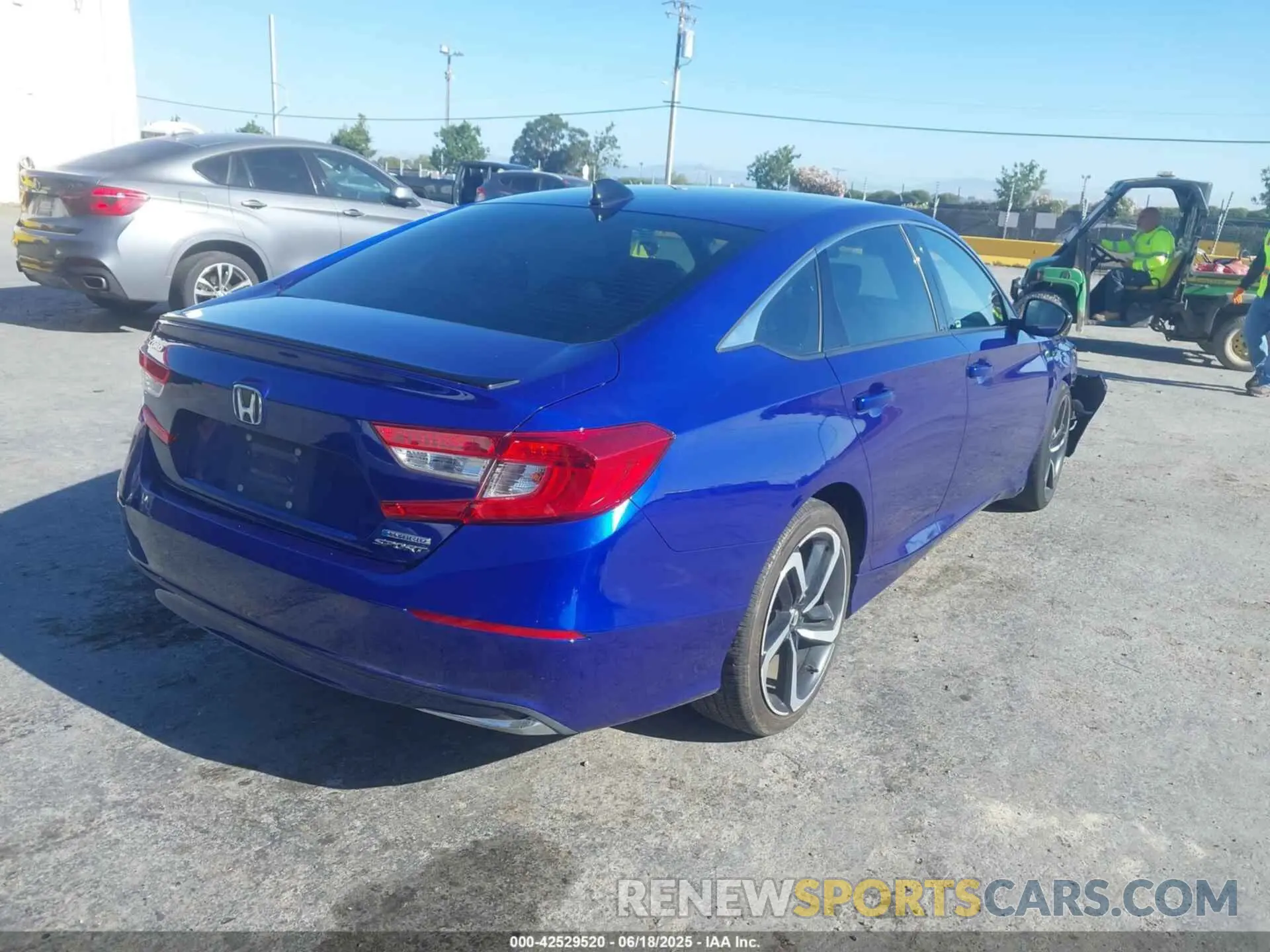 4 Photograph of a damaged car 1HGCV3F20NA039022 HONDA ACCORD 2022