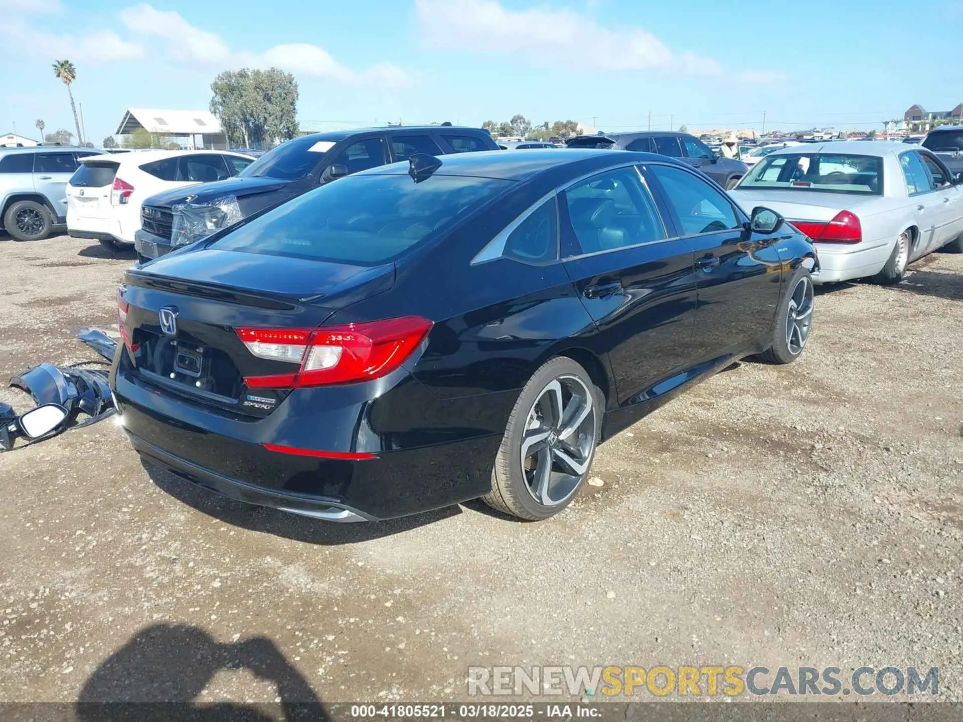 4 Фотография поврежденного автомобиля 1HGCV3F21NA008636 HONDA ACCORD 2022