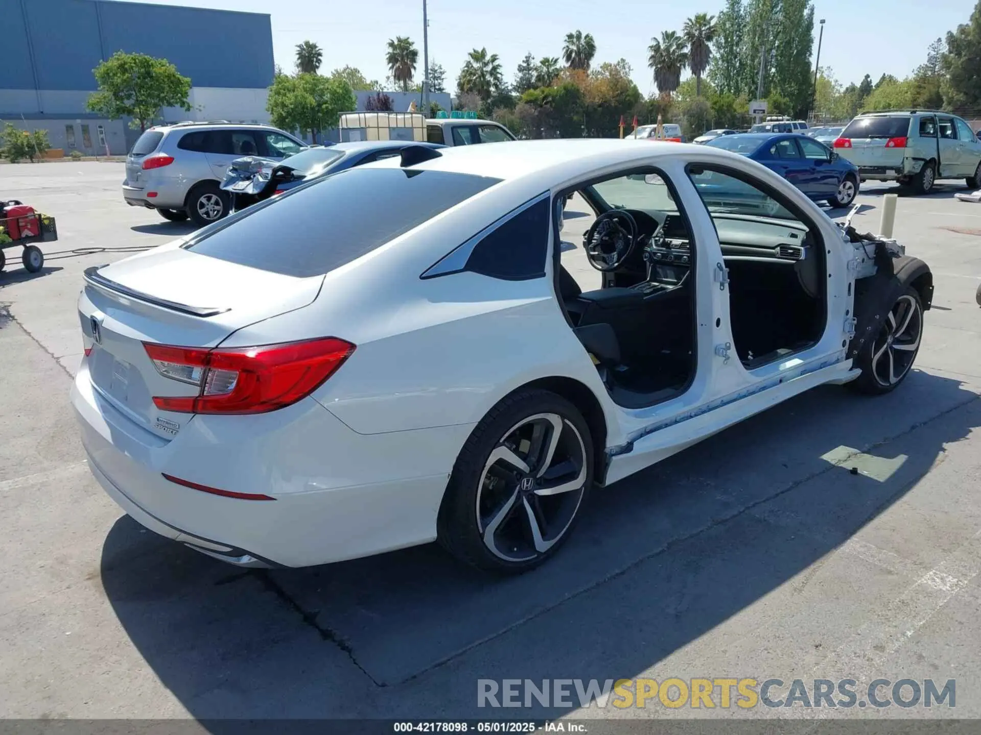 4 Фотография поврежденного автомобиля 1HGCV3F21NA020494 HONDA ACCORD 2022