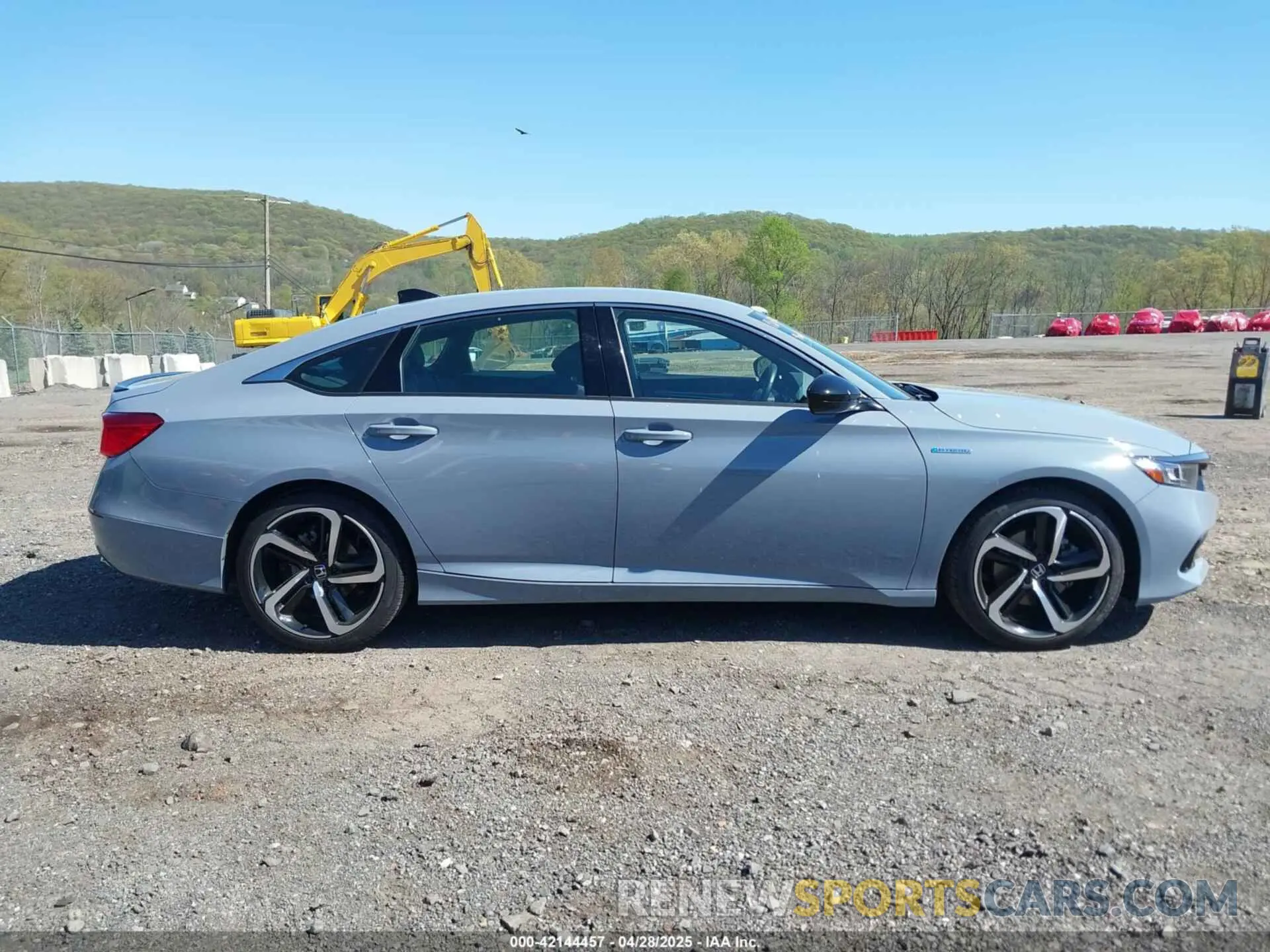 13 Photograph of a damaged car 1HGCV3F21NA044617 HONDA ACCORD 2022