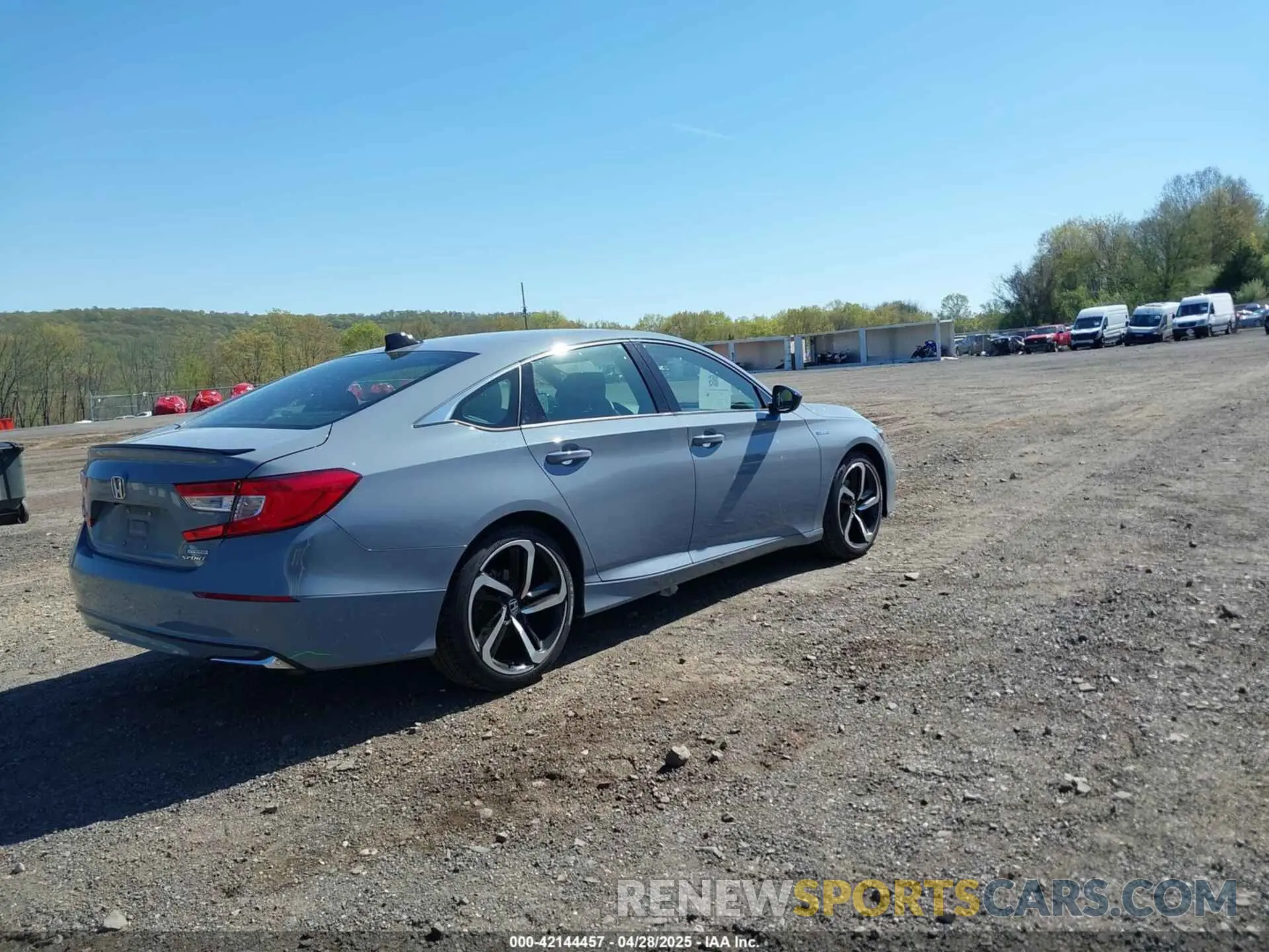 4 Photograph of a damaged car 1HGCV3F21NA044617 HONDA ACCORD 2022