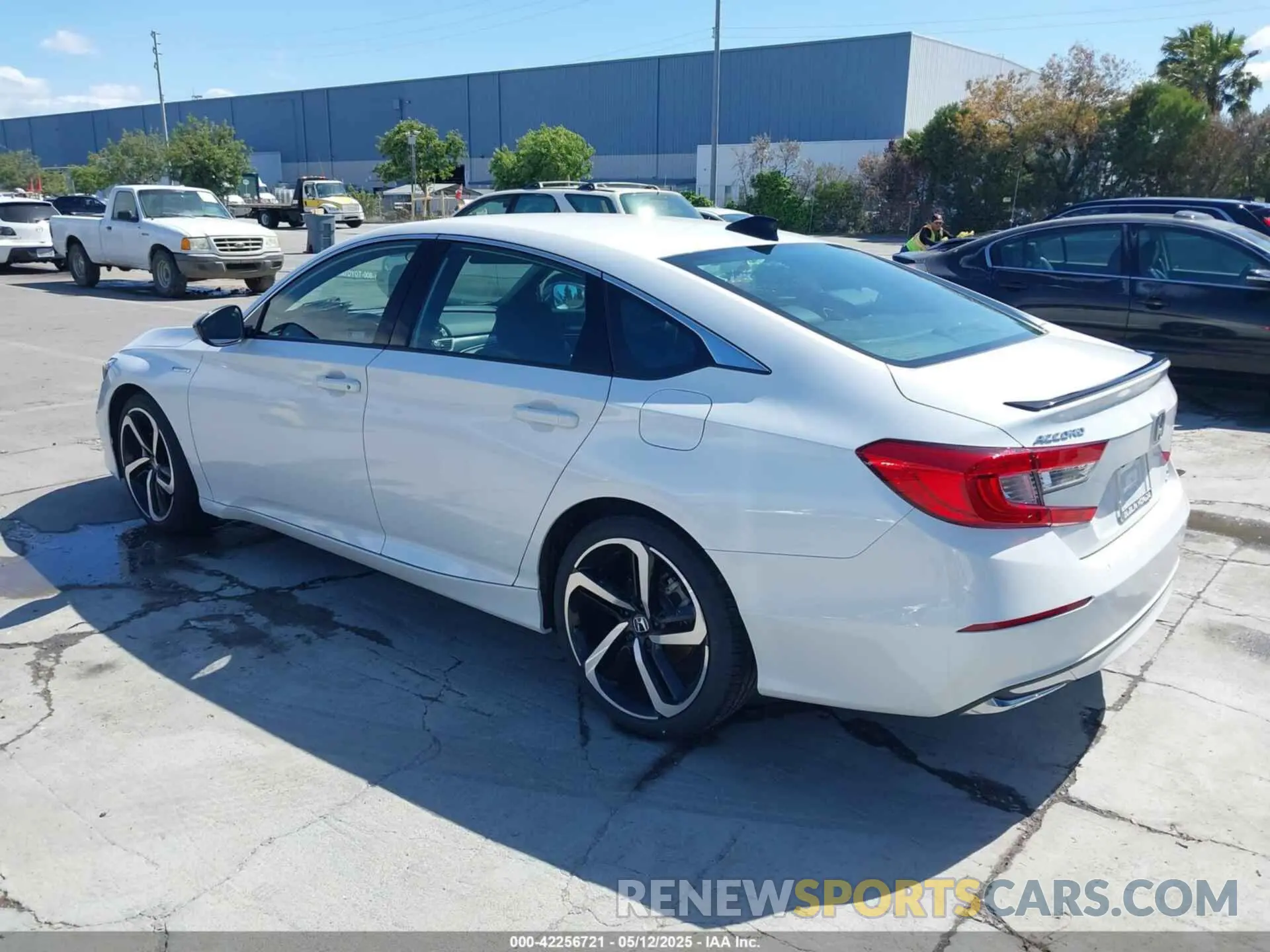 3 Фотография поврежденного автомобиля 1HGCV3F21NA047677 HONDA ACCORD 2022
