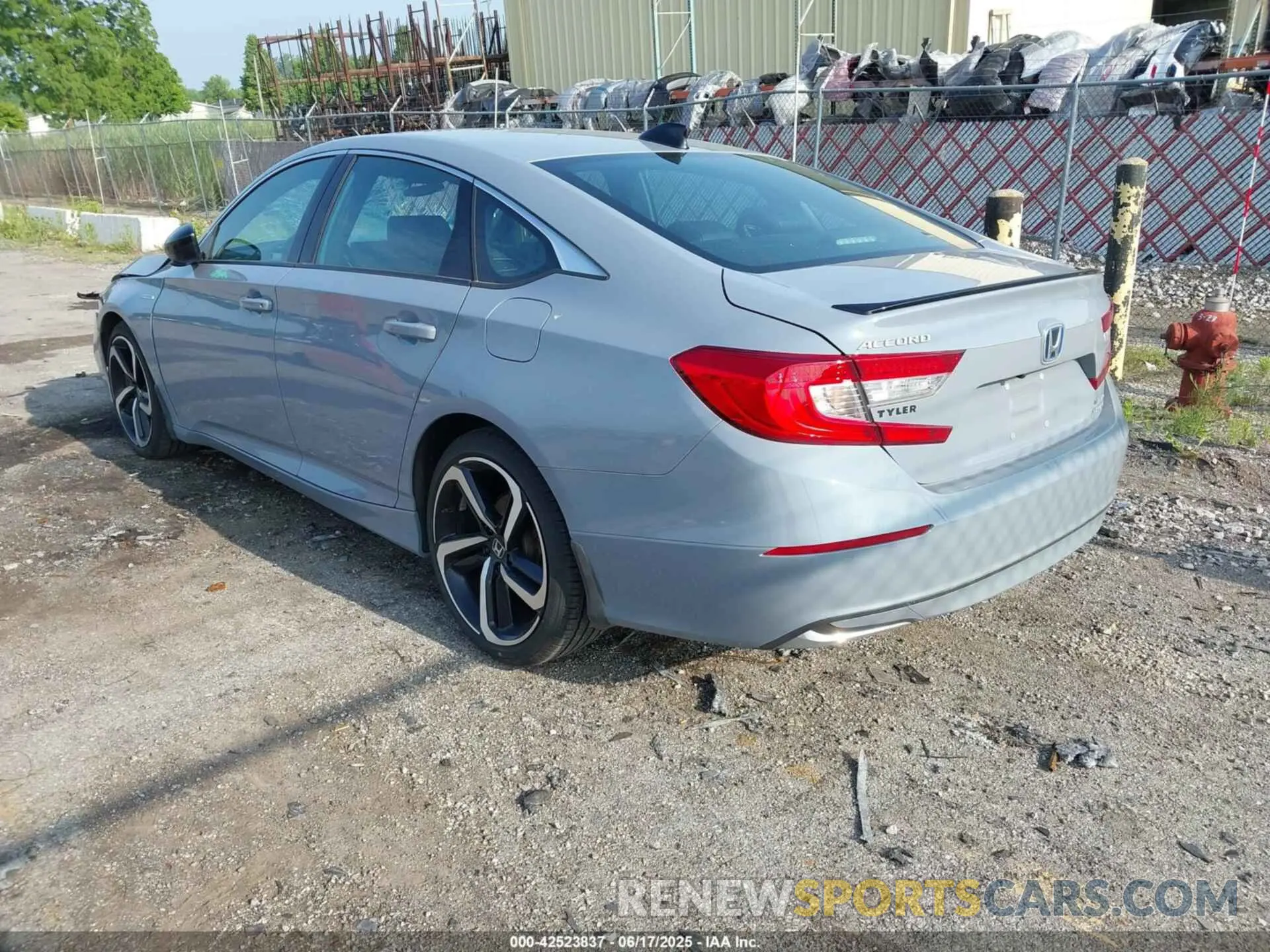 3 Фотография поврежденного автомобиля 1HGCV3F22NA035781 HONDA ACCORD 2022