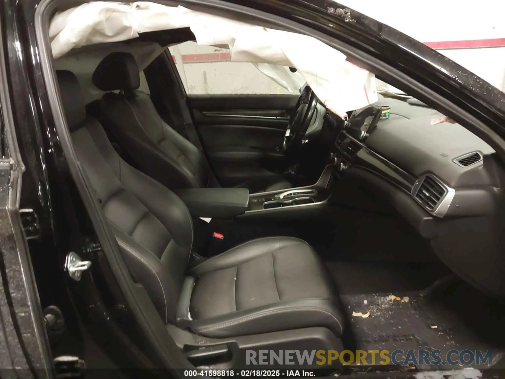 5 Photograph of a damaged car 1HGCV3F22NA036400 HONDA ACCORD 2022