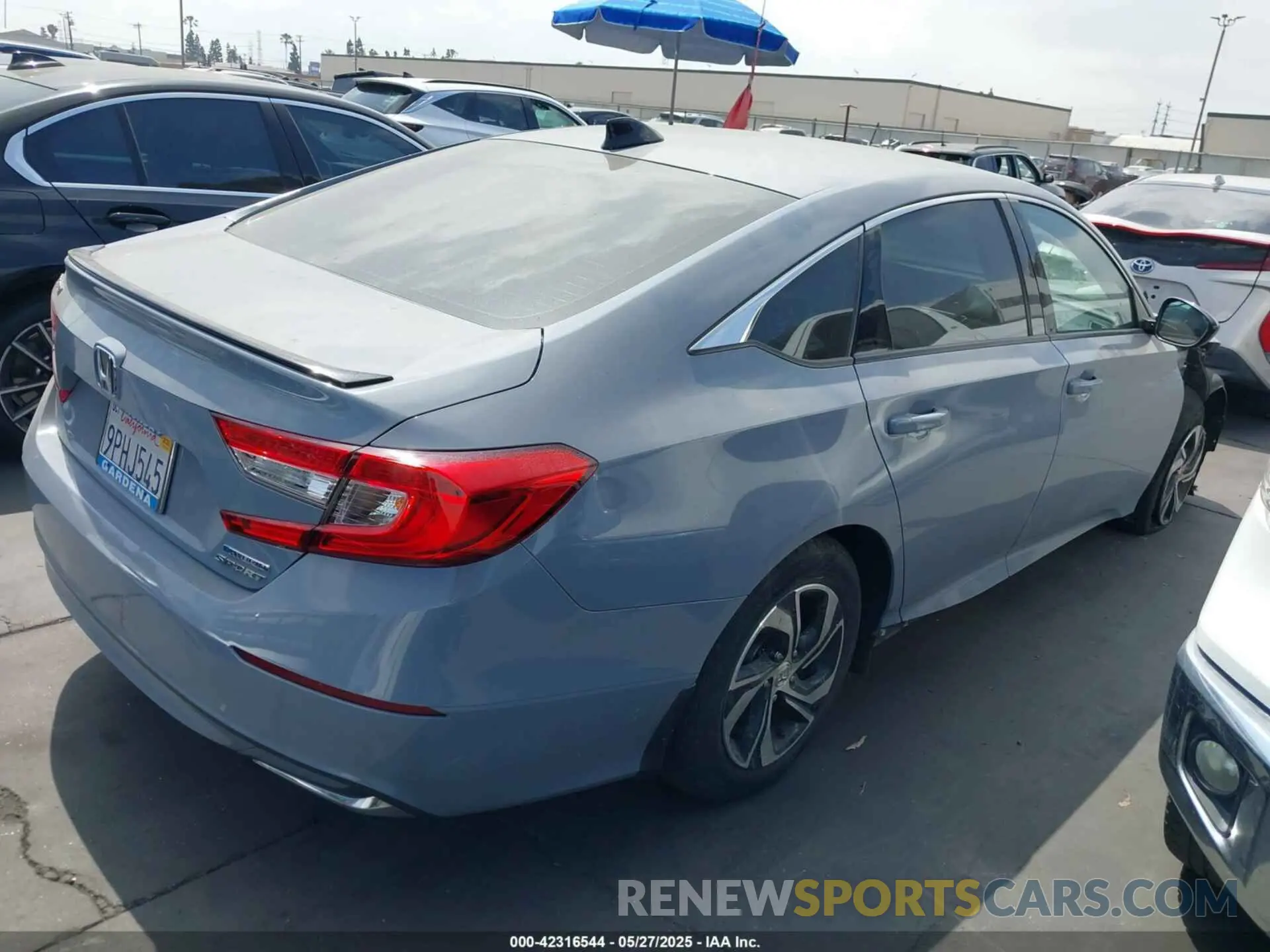 4 Photograph of a damaged car 1HGCV3F27NA032682 HONDA ACCORD 2022