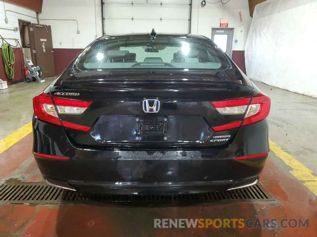 6 Photograph of a damaged car 1HGCV3F28NA026244 HONDA ACCORD 2022