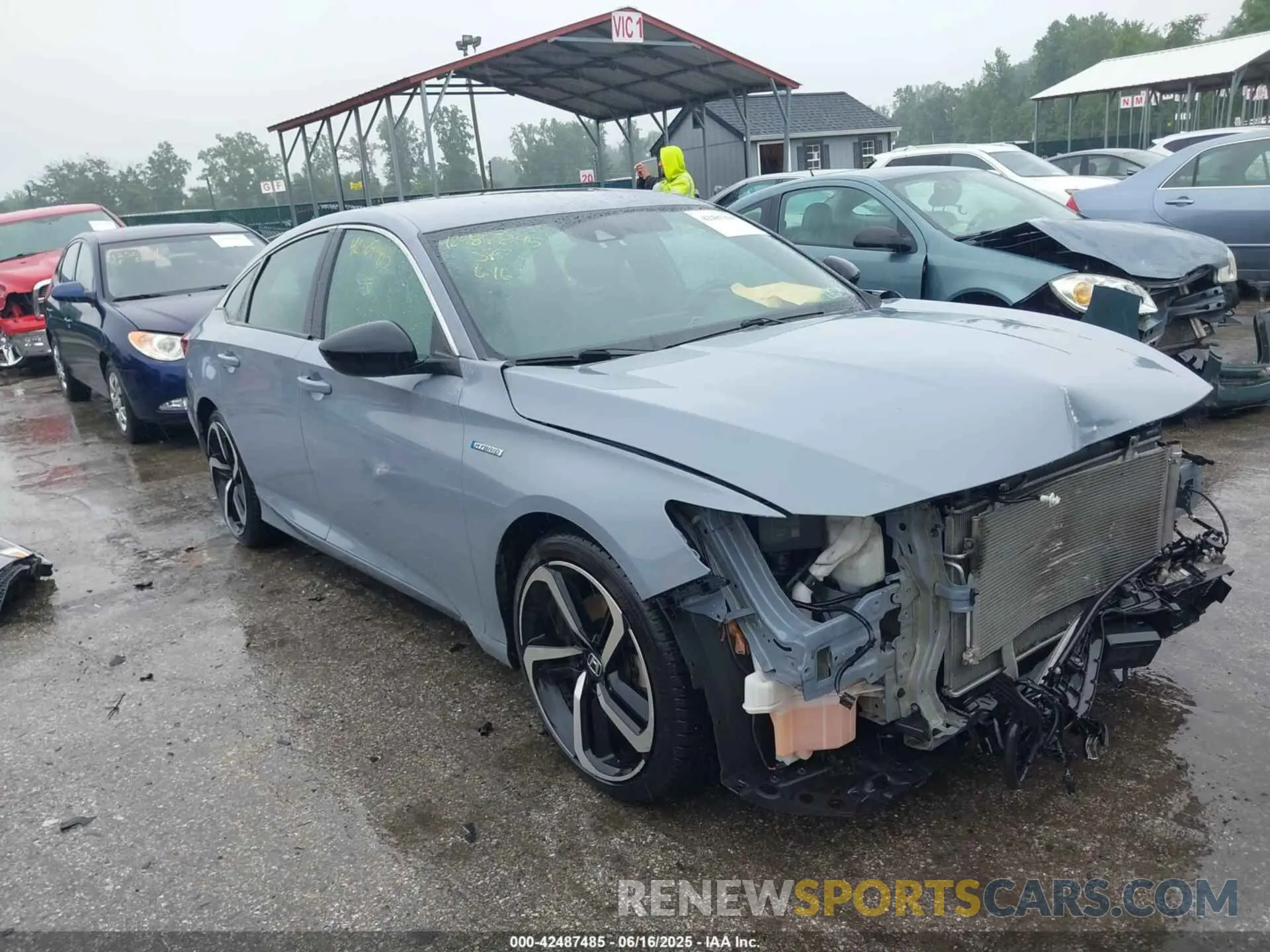 1 Photograph of a damaged car 1HGCV3F29NA046065 HONDA ACCORD 2022