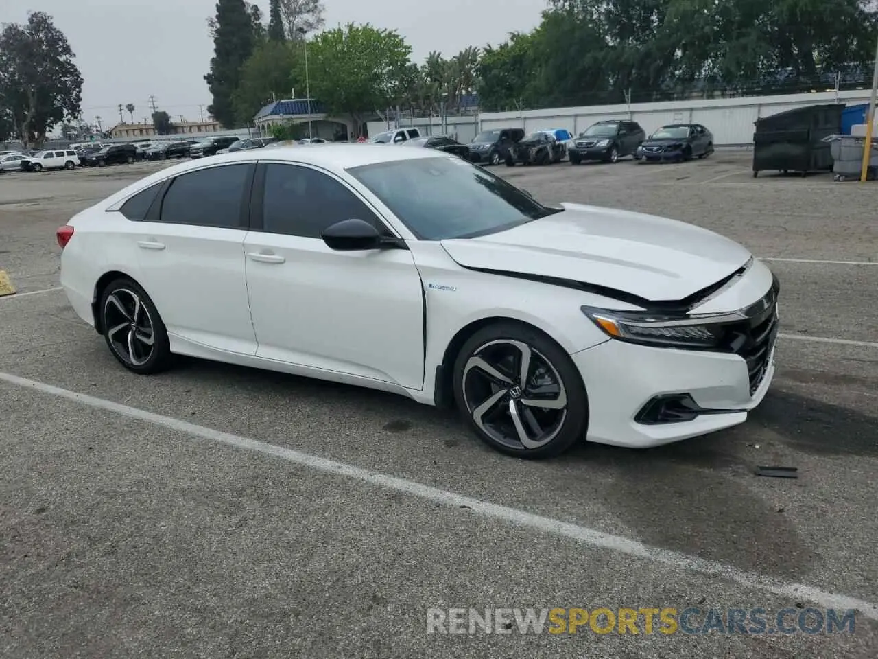4 Photograph of a damaged car 1HGCV3F2XNA025404 HONDA ACCORD 2022