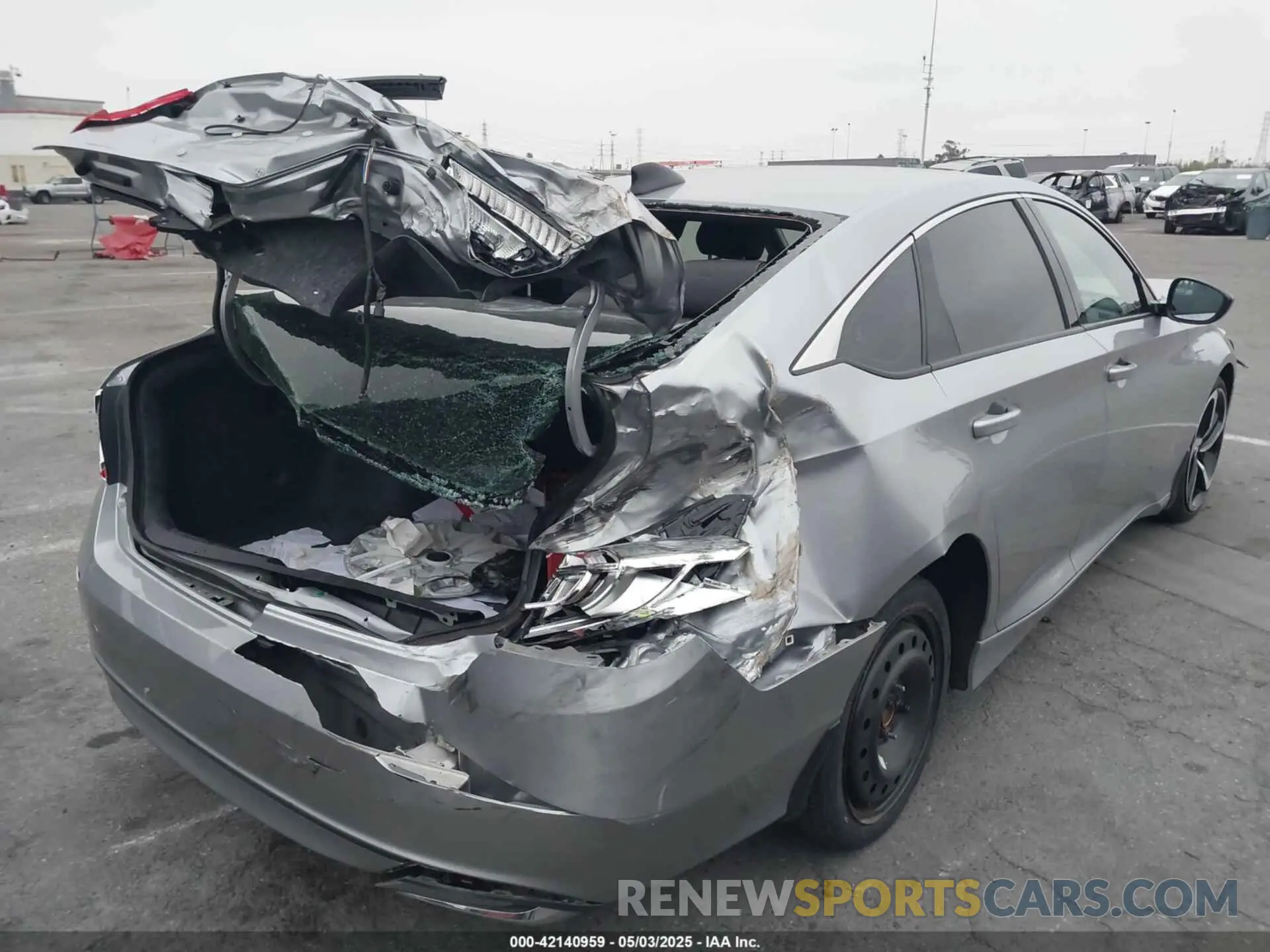 4 Photograph of a damaged car 1HGCV3F2XNA031770 HONDA ACCORD 2022