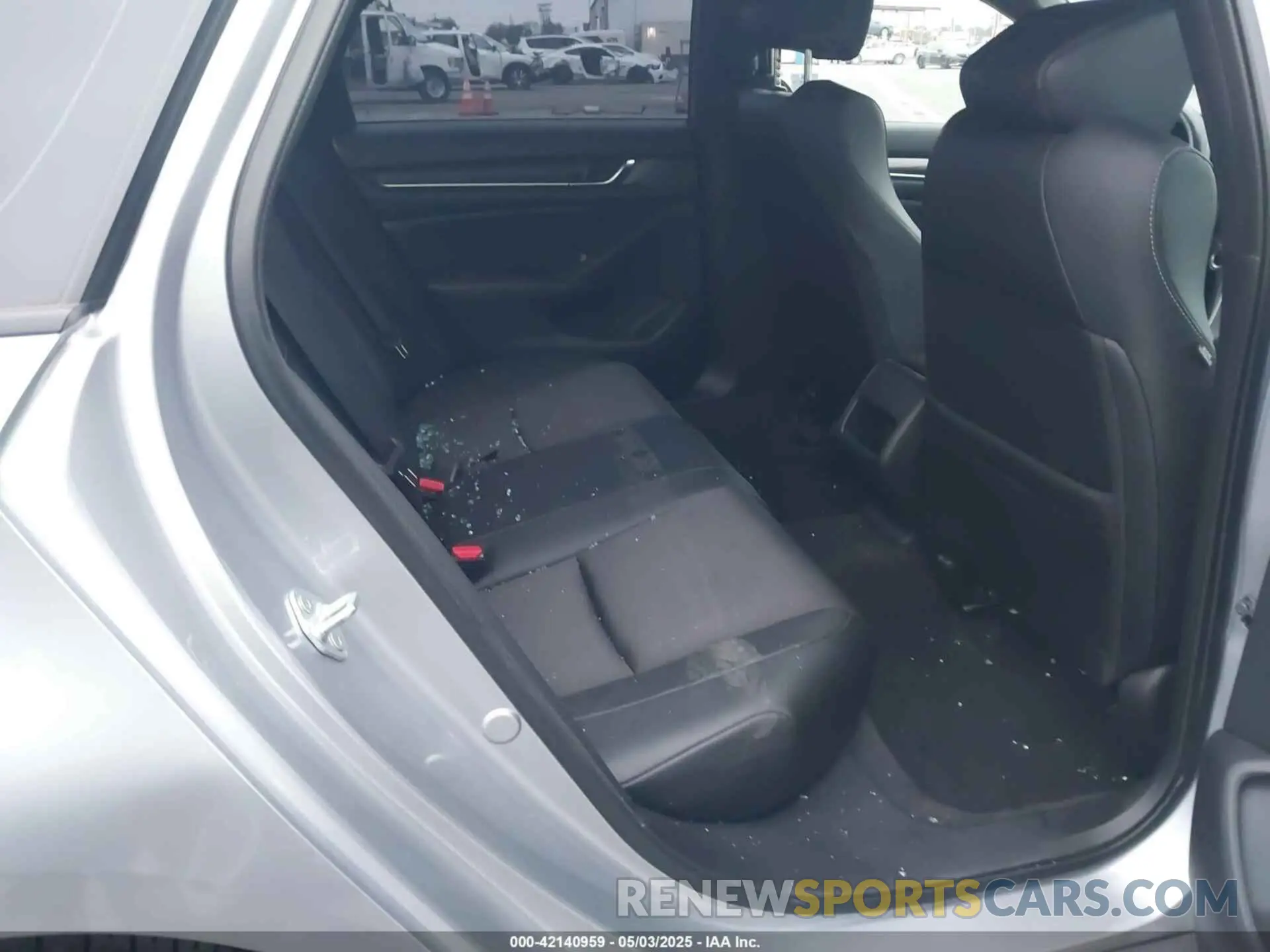 8 Photograph of a damaged car 1HGCV3F2XNA031770 HONDA ACCORD 2022