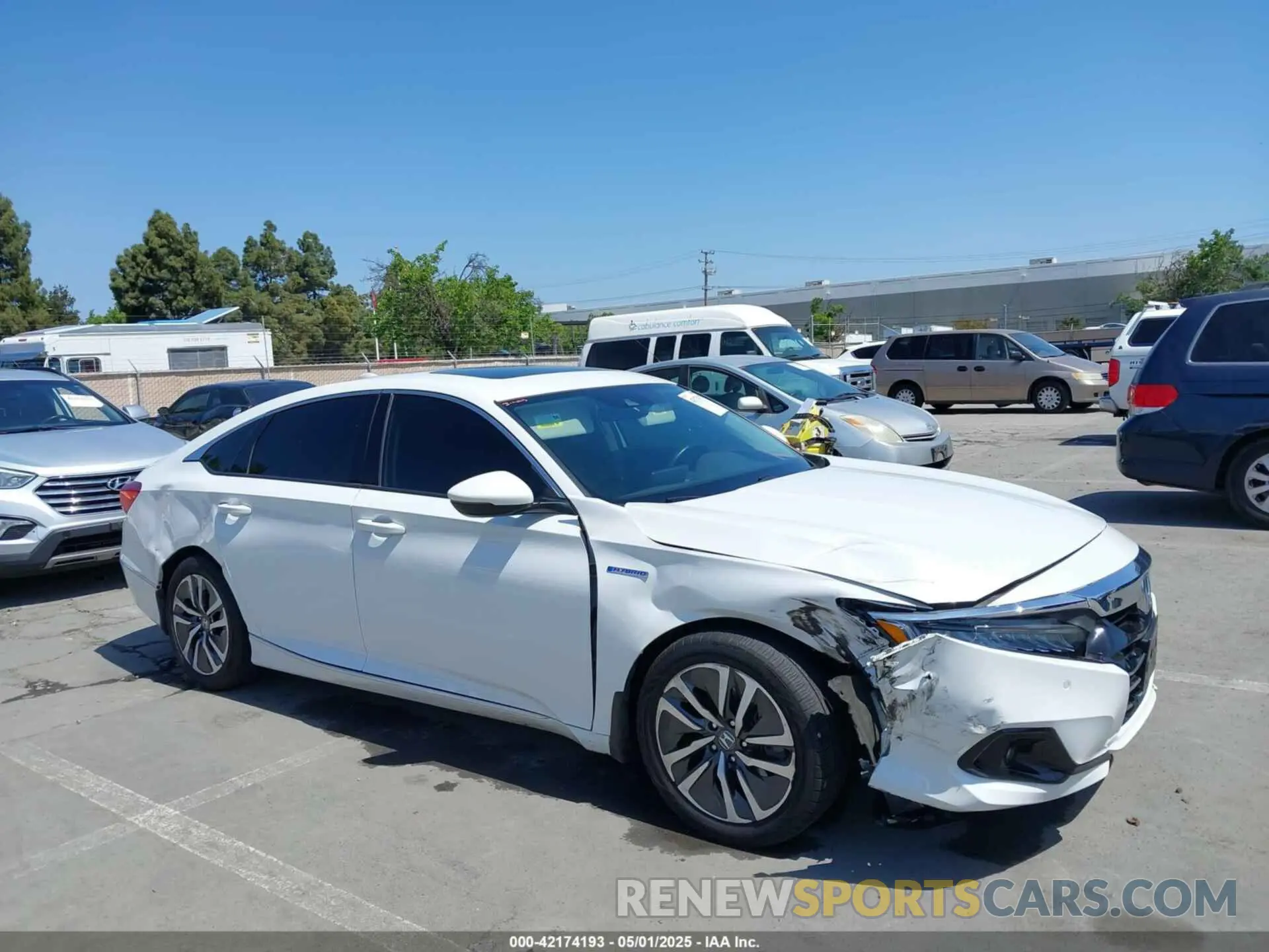 1 Фотография поврежденного автомобиля 1HGCV3F58NA006909 HONDA ACCORD 2022