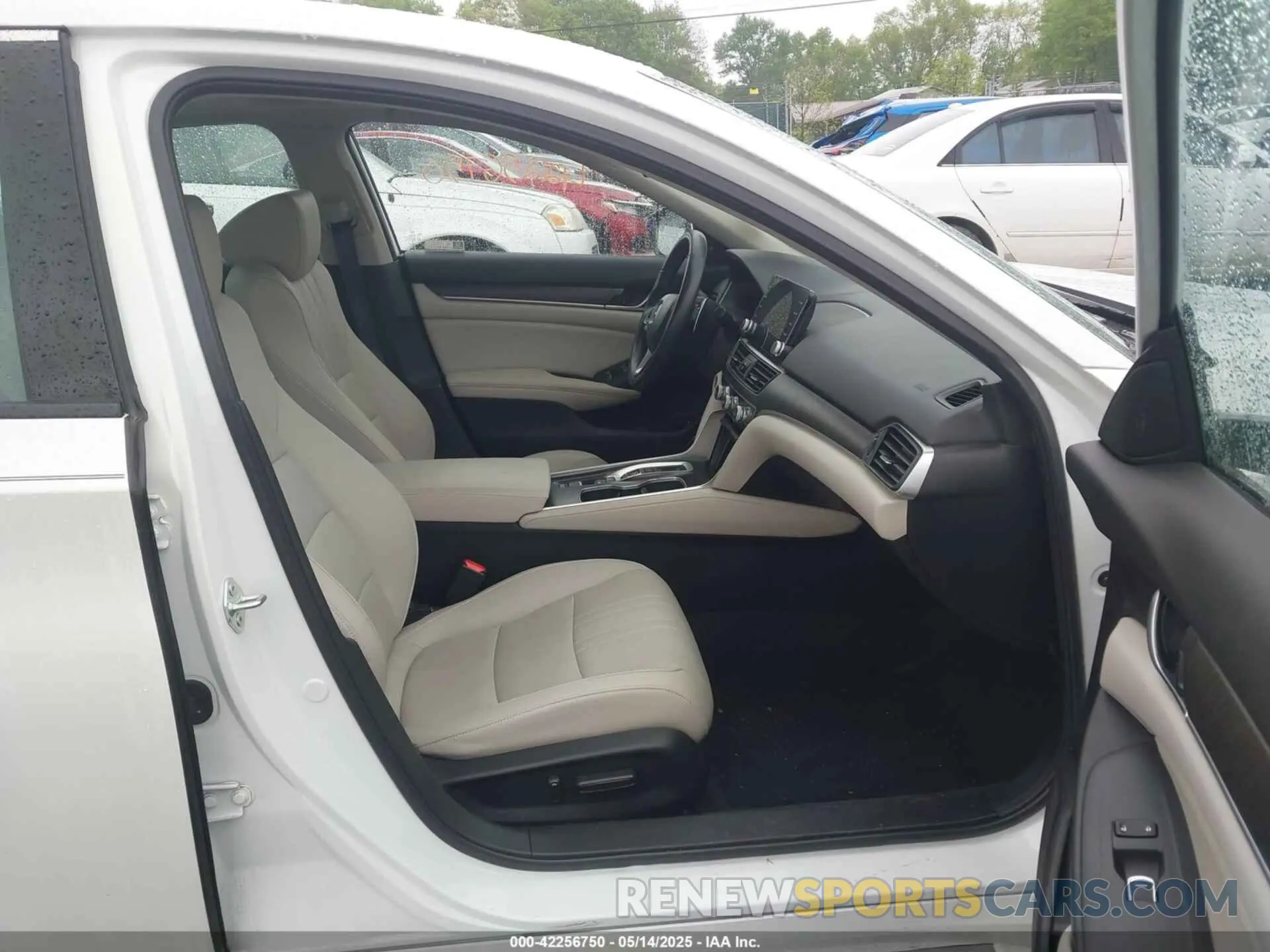 5 Фотография поврежденного автомобиля 1HGCV3F93NA025225 HONDA ACCORD 2022