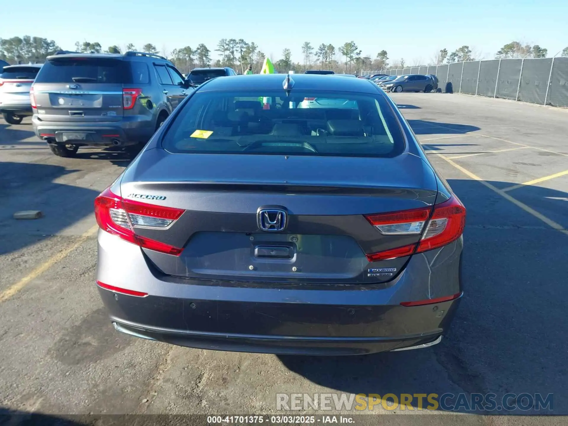 16 Photograph of a damaged car 1HGCV3F96NA011657 HONDA ACCORD 2022
