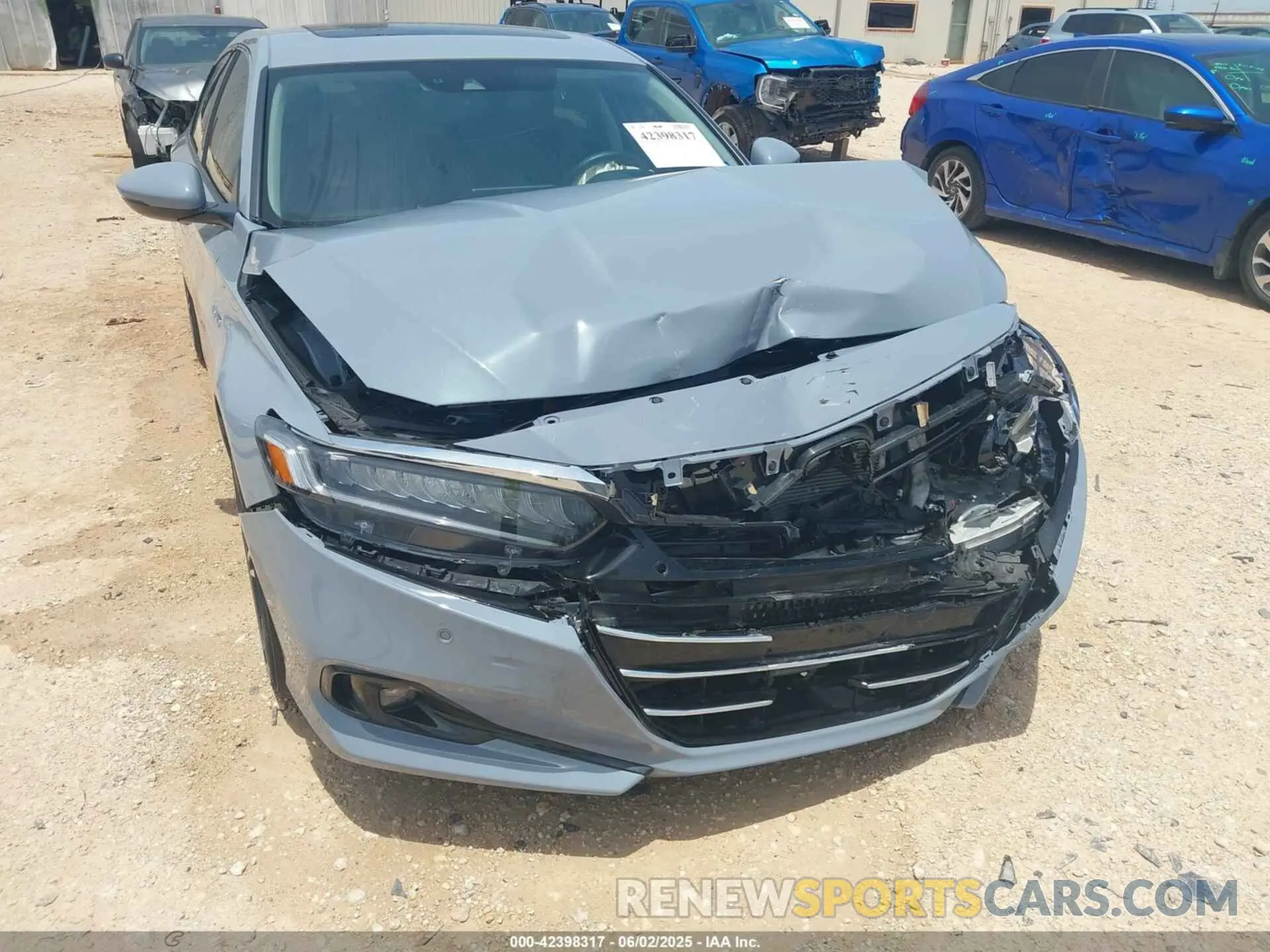 17 Photograph of a damaged car 1HGCV3F96NA025493 HONDA ACCORD 2022