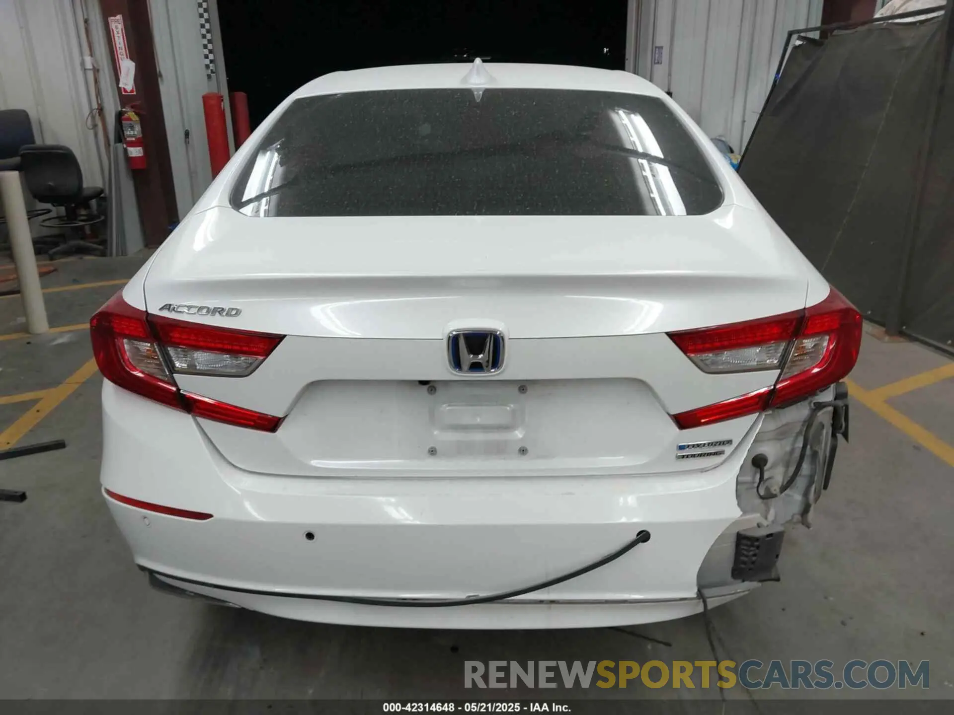 16 Photograph of a damaged car 1HGCV3F9XNA018224 HONDA ACCORD 2022