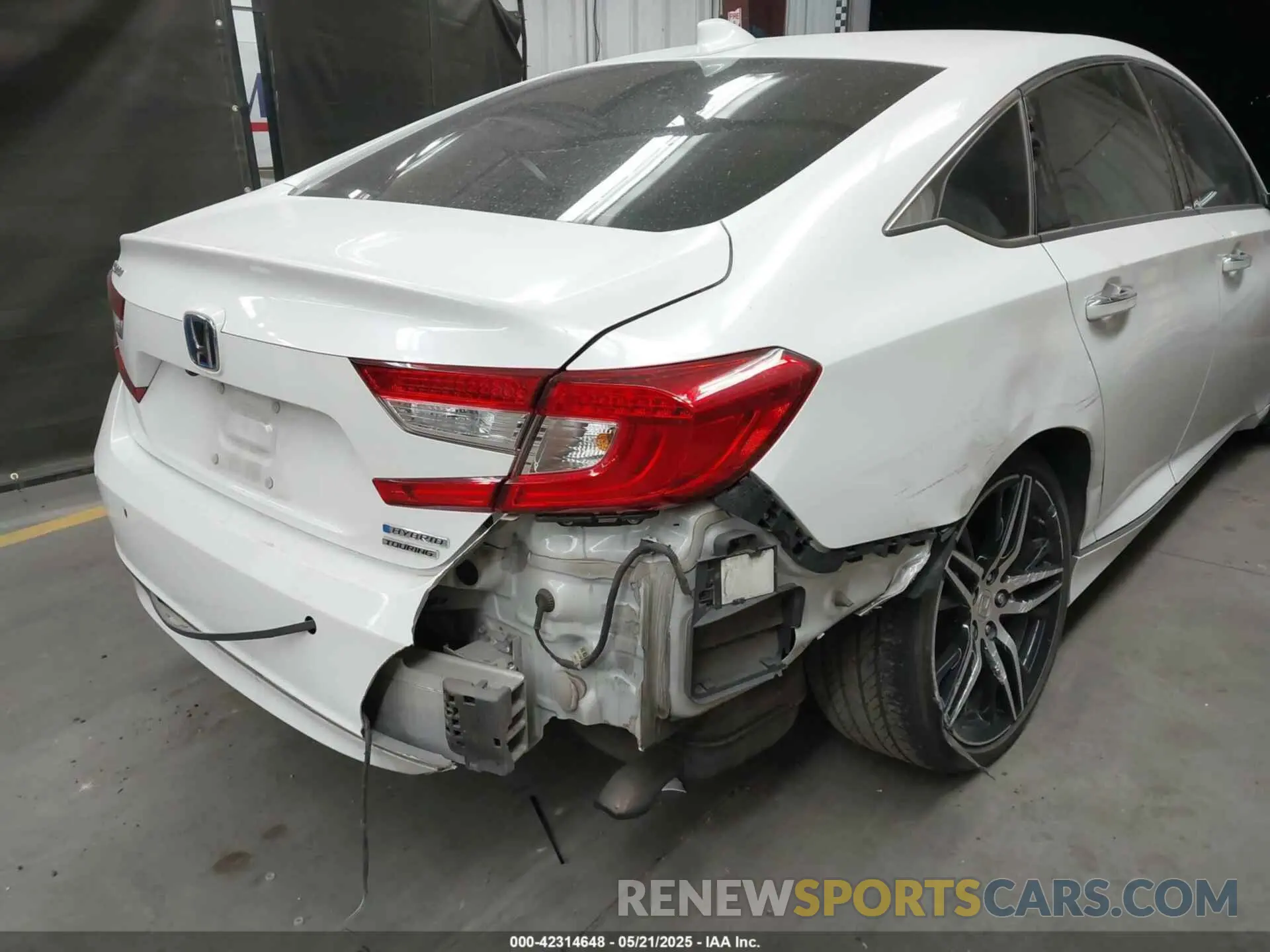 6 Photograph of a damaged car 1HGCV3F9XNA018224 HONDA ACCORD 2022