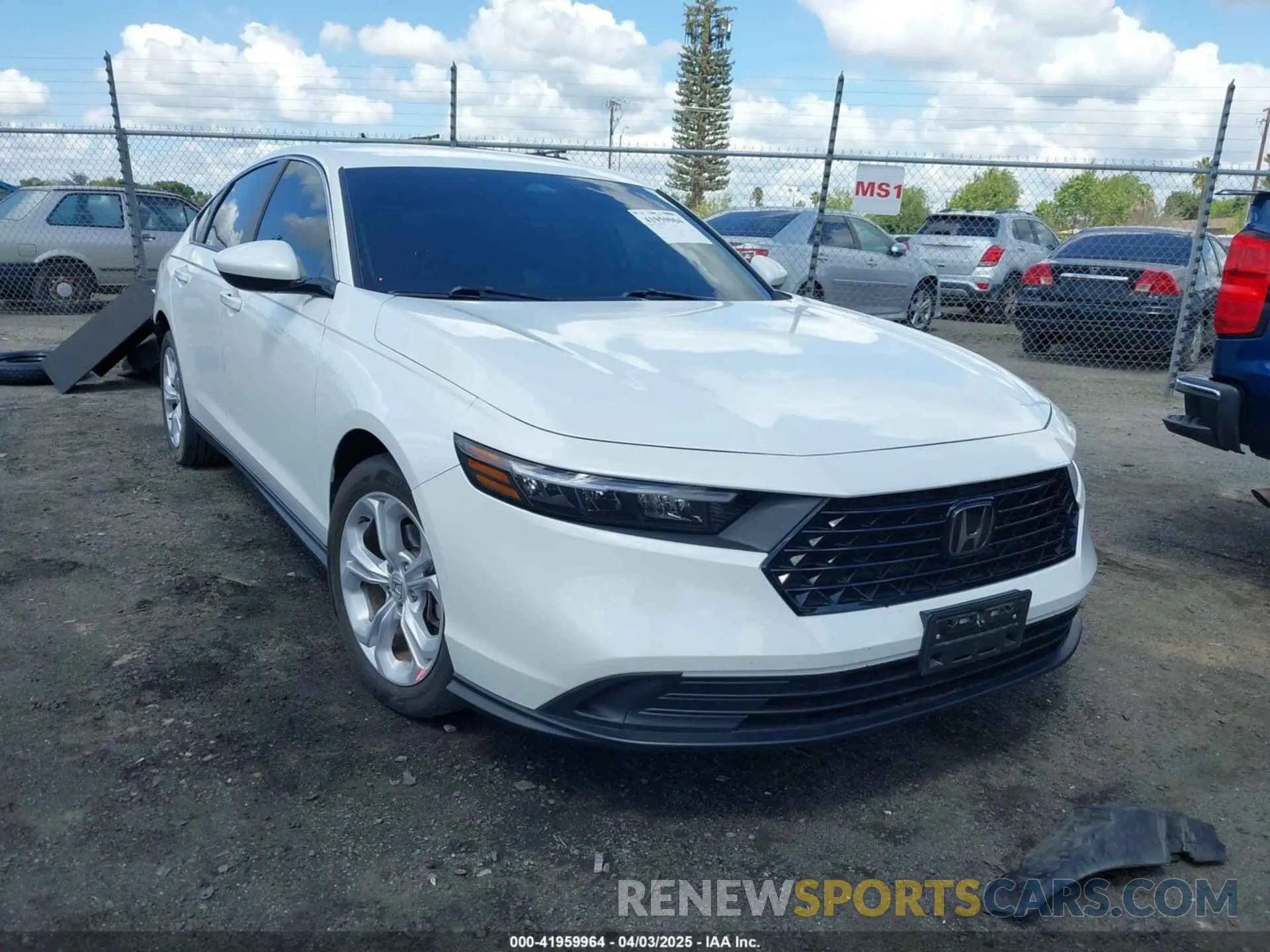 1 Фотография поврежденного автомобиля 1HGCY1F20PA055400 HONDA ACCORD 2023