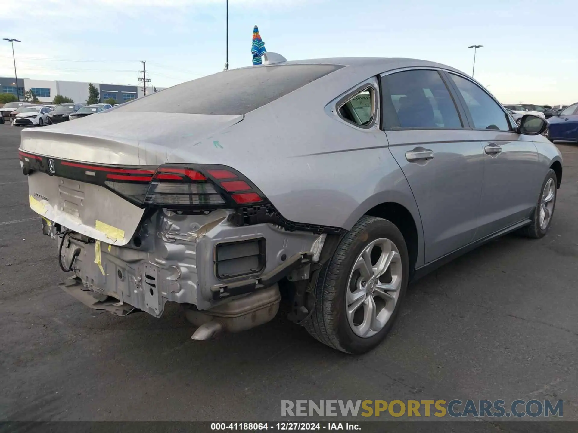4 Фотография поврежденного автомобиля 1HGCY1F27PA052946 HONDA ACCORD 2023