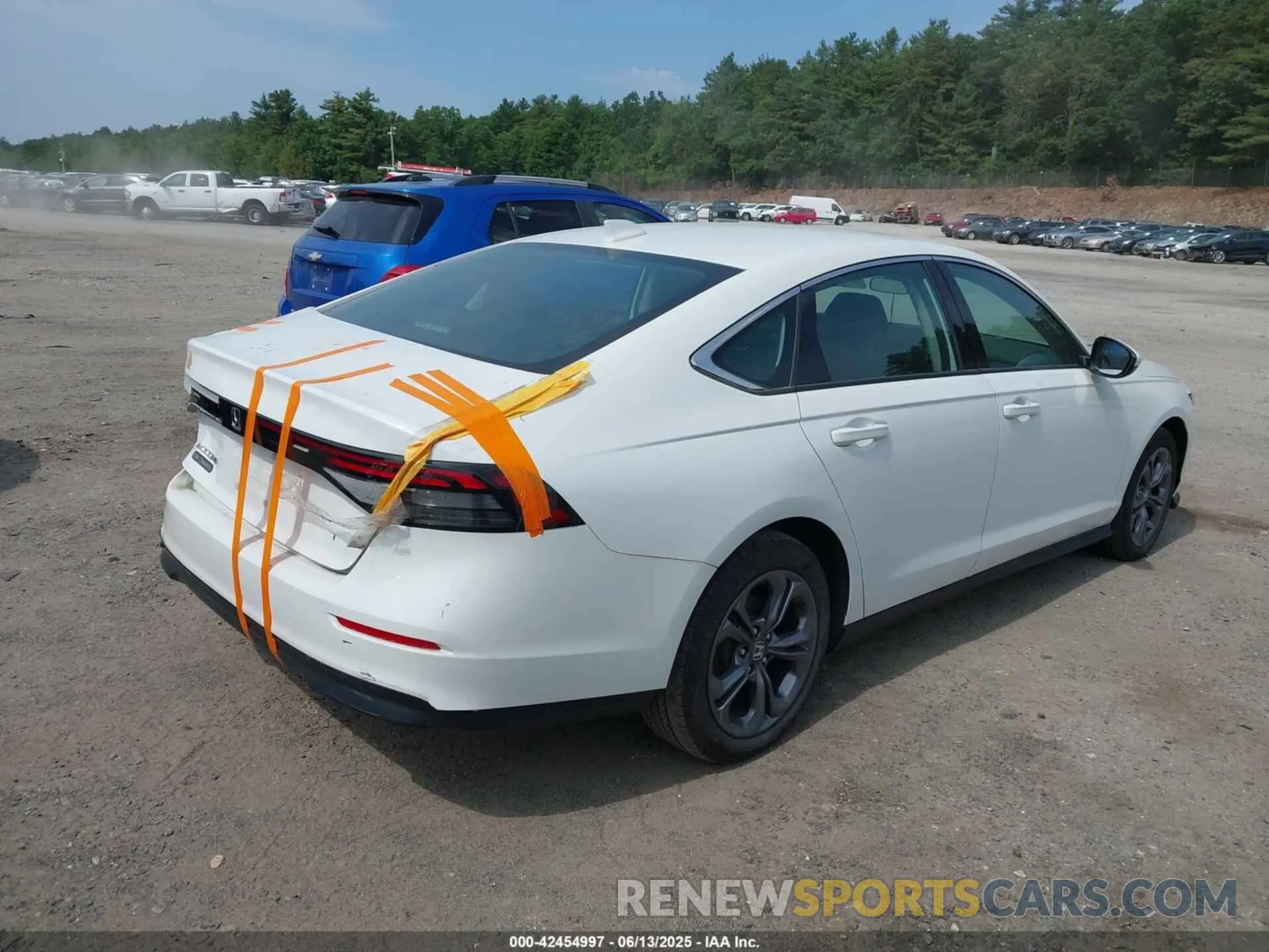 4 Photograph of a damaged car 1HGCY1F30PA033261 HONDA ACCORD 2023