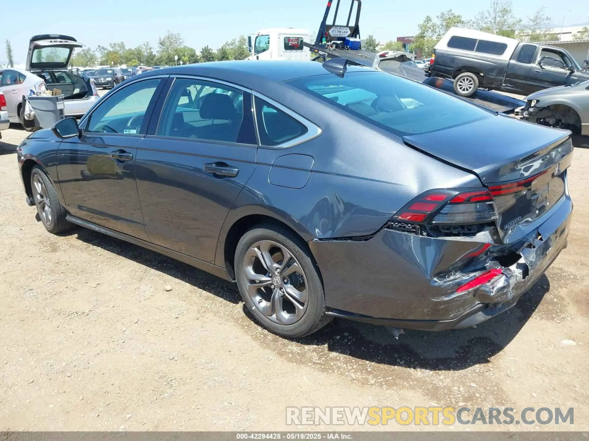 3 Фотография поврежденного автомобиля 1HGCY1F33PA017362 HONDA ACCORD 2023