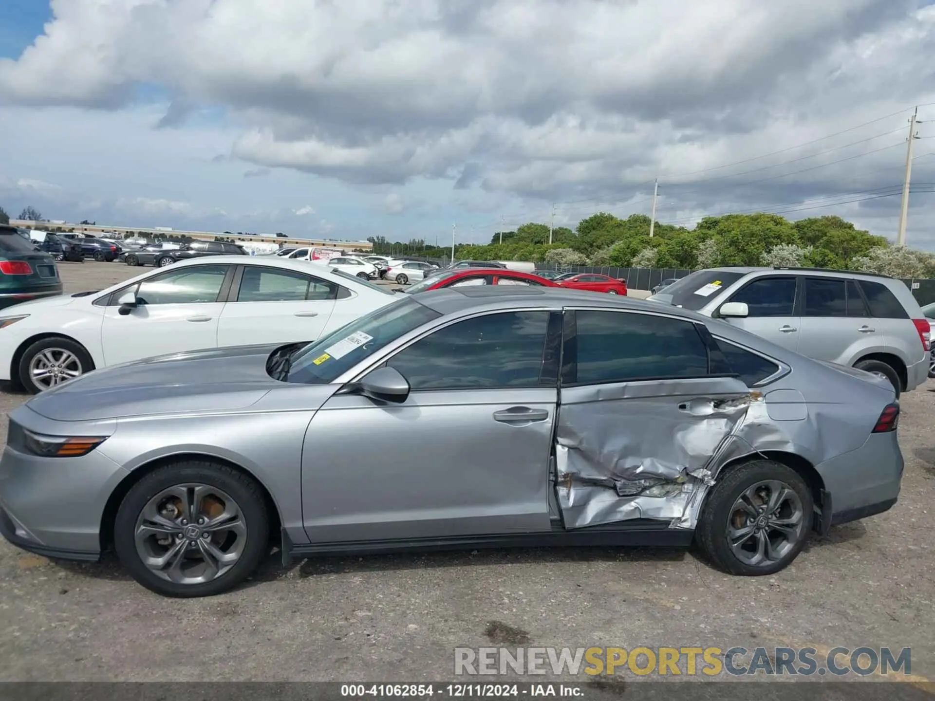 6 Photograph of a damaged car 1HGCY1F33PA033576 HONDA ACCORD 2023
