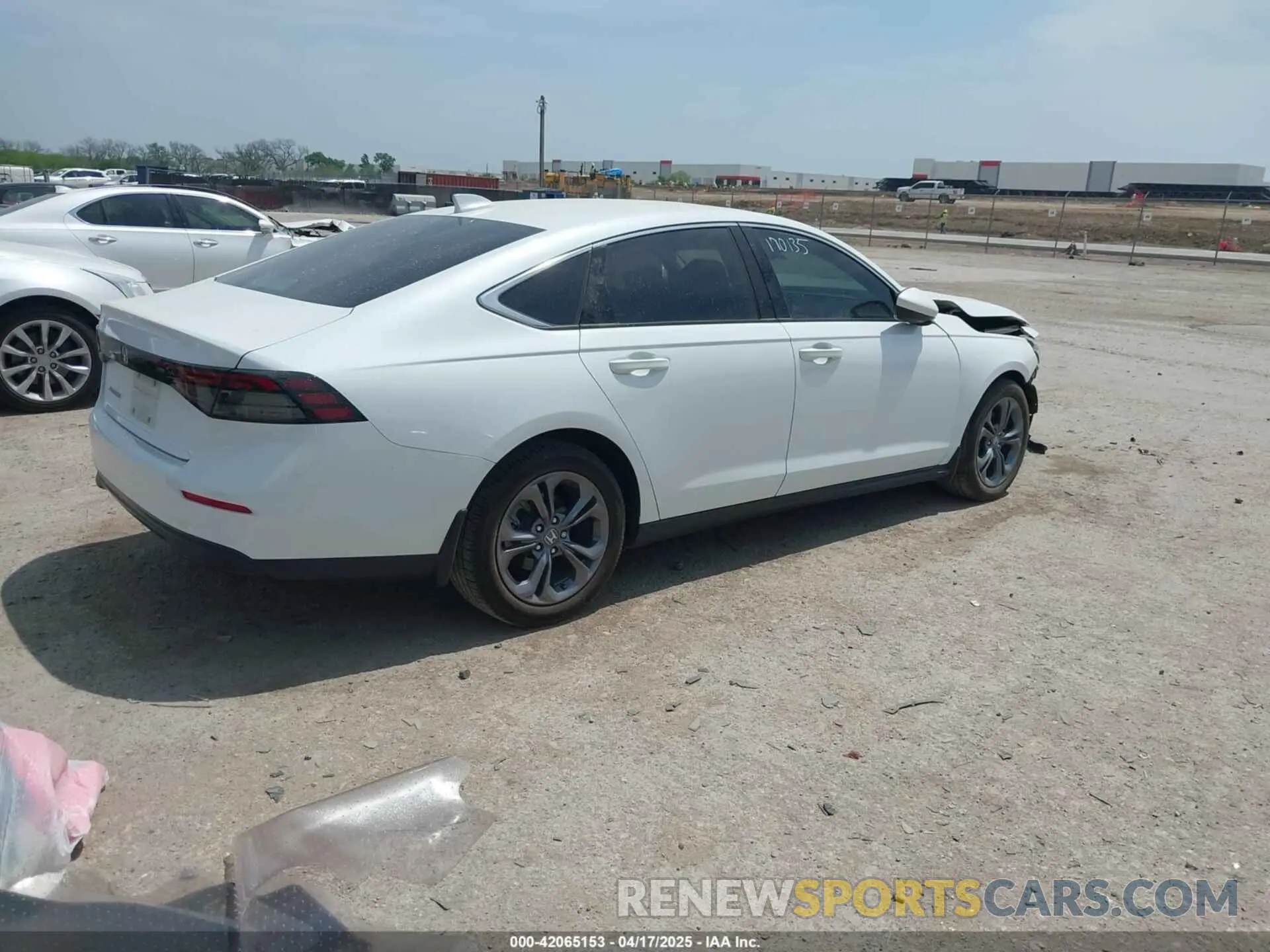 4 Фотография поврежденного автомобиля 1HGCY1F37PA034018 HONDA ACCORD 2023