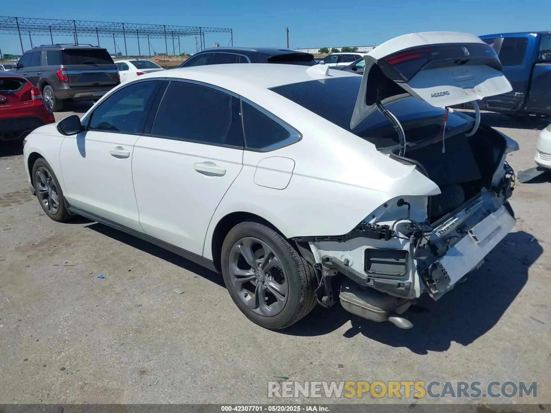 3 Фотография поврежденного автомобиля 1HGCY1F3XPA056224 HONDA ACCORD 2023