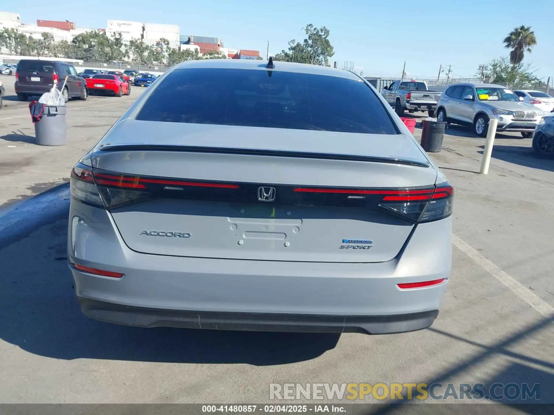 17 Photograph of a damaged car 1HGCY2F50PA004298 HONDA ACCORD 2023