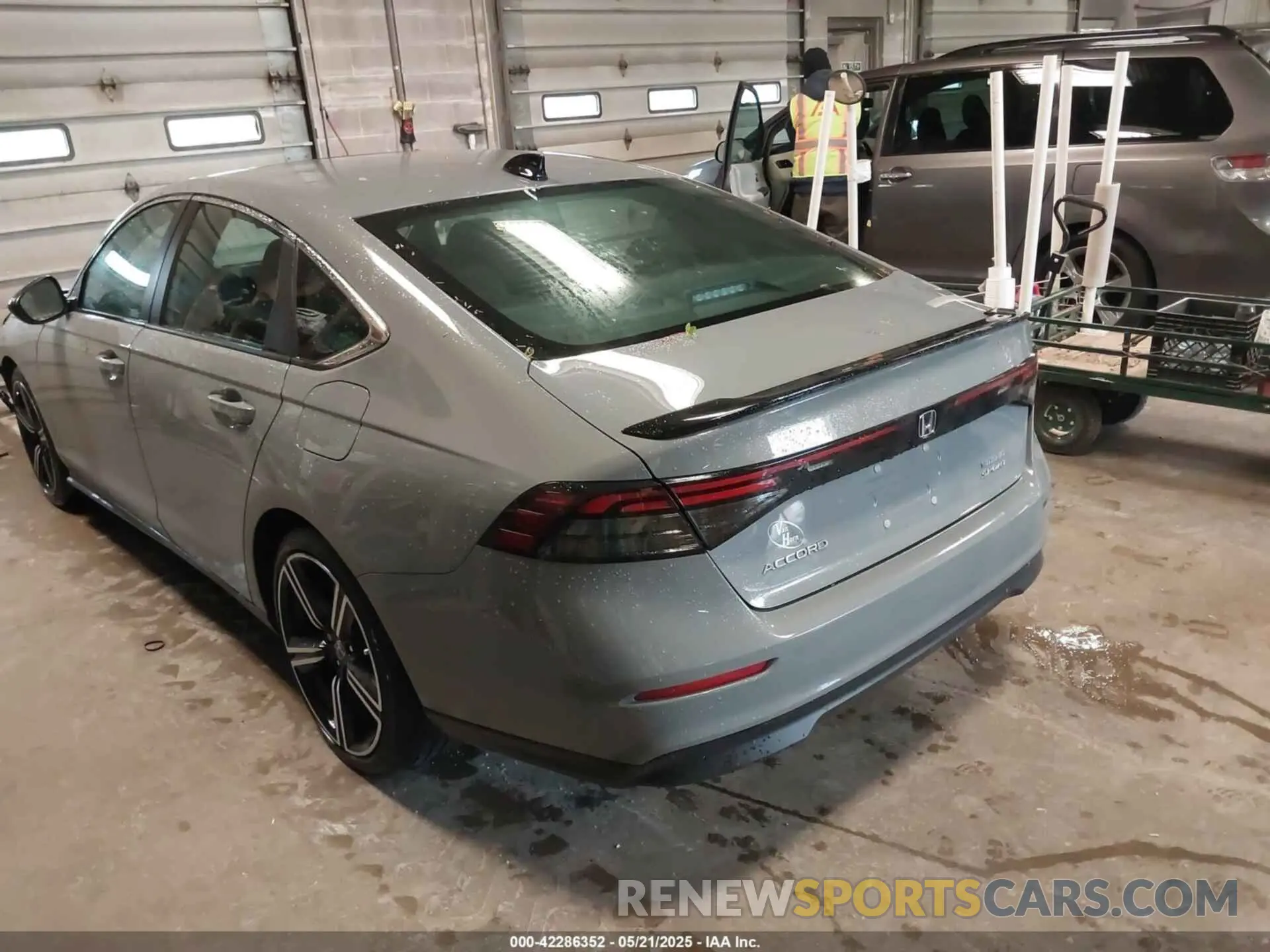 3 Фотография поврежденного автомобиля 1HGCY2F52PA036055 HONDA ACCORD 2023