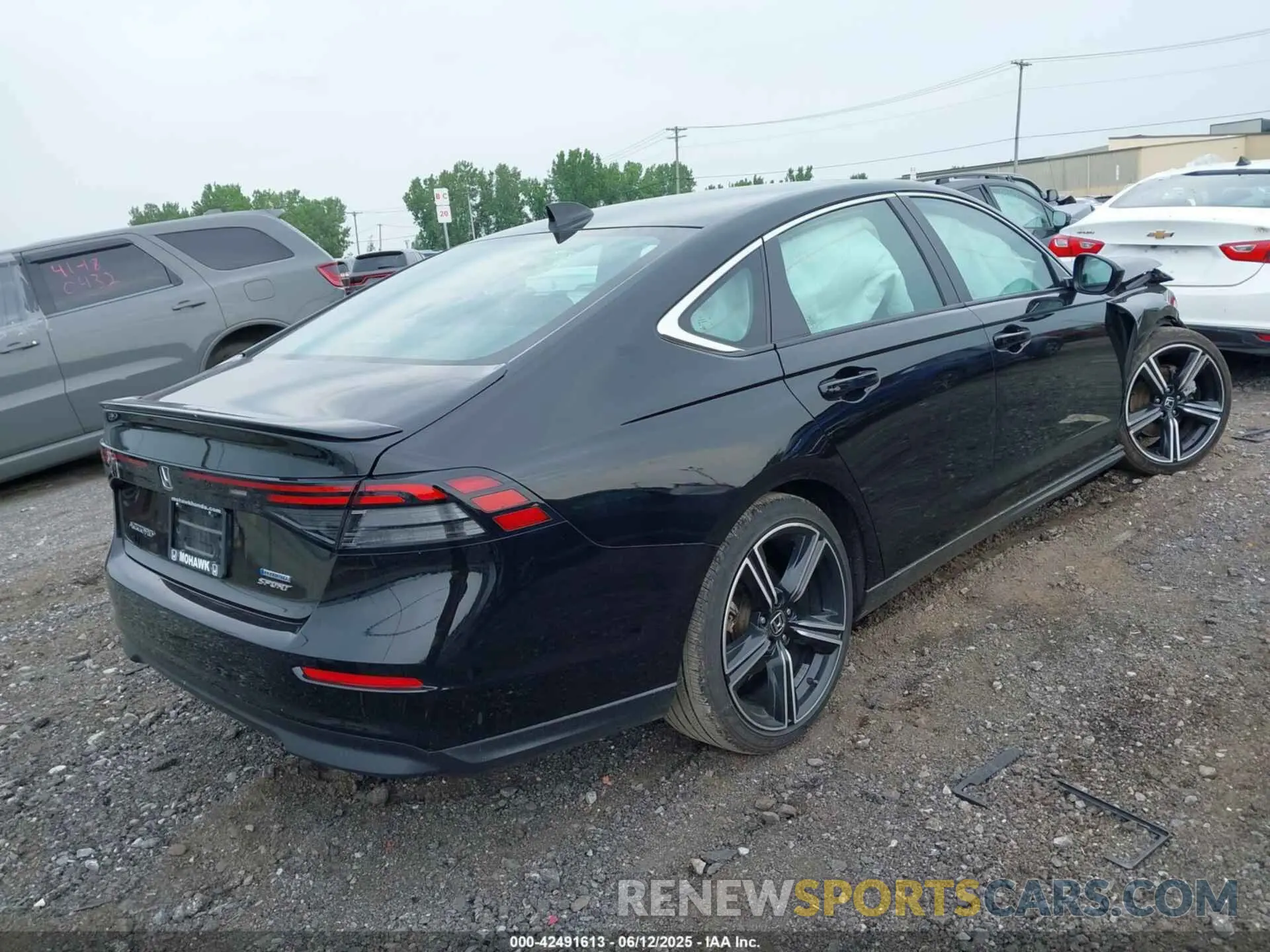 4 Фотография поврежденного автомобиля 1HGCY2F58PA016473 HONDA ACCORD 2023